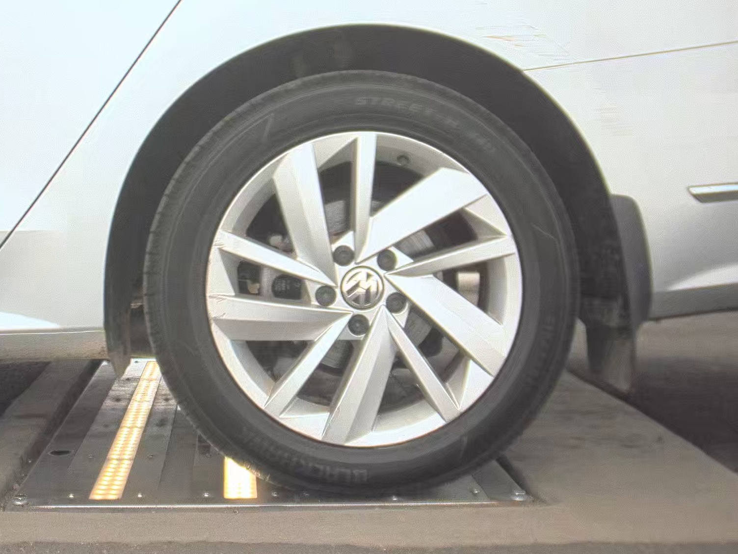 2018 Volkswagen Passat 2.0T SE FWD