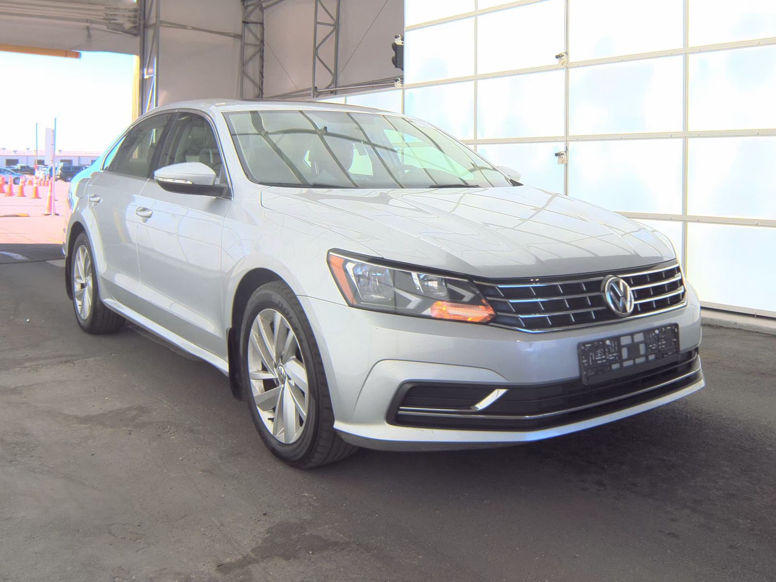 2018 Volkswagen Passat 2.0T SE FWD