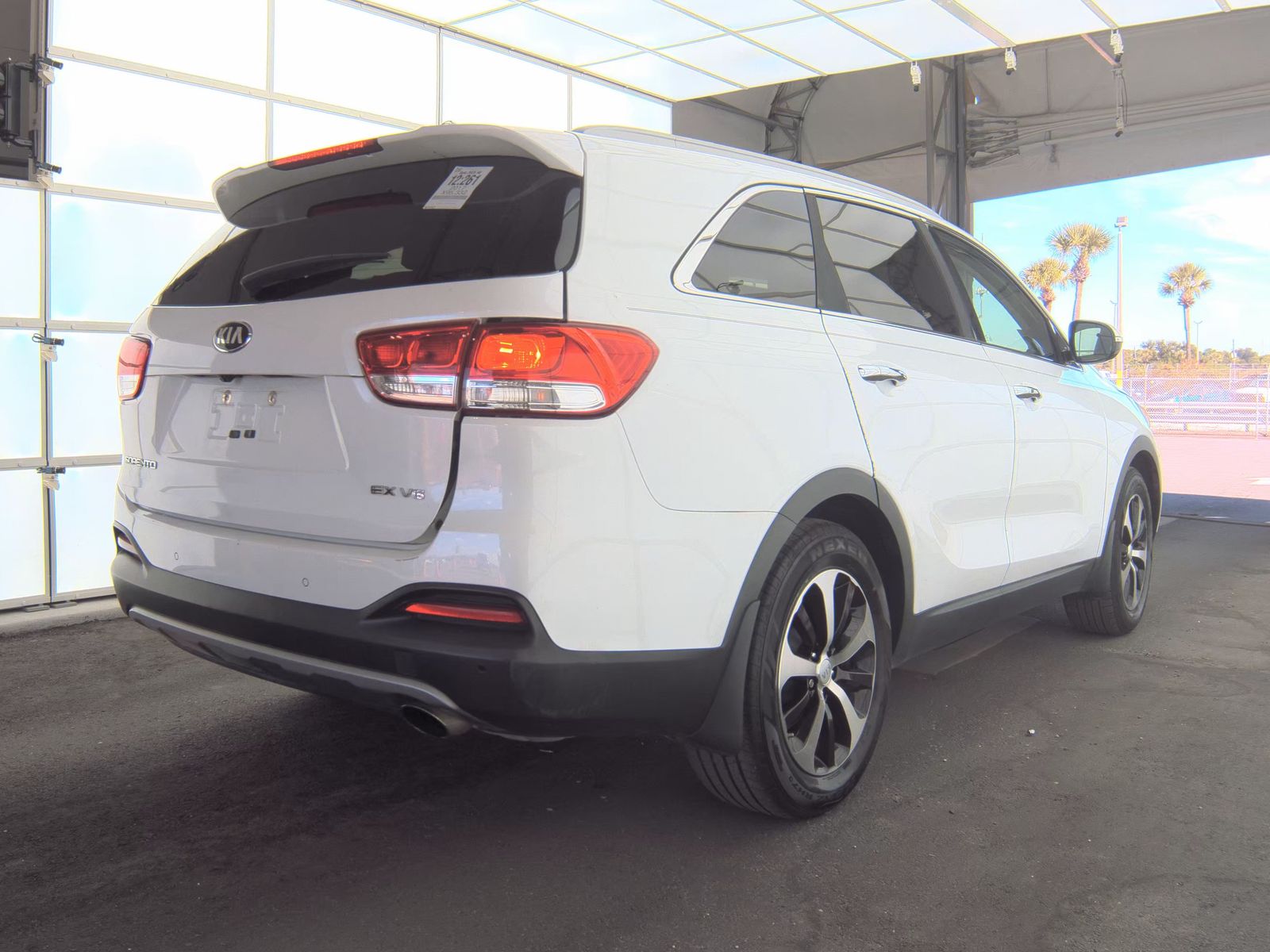 2017 Kia Sorento EX FWD