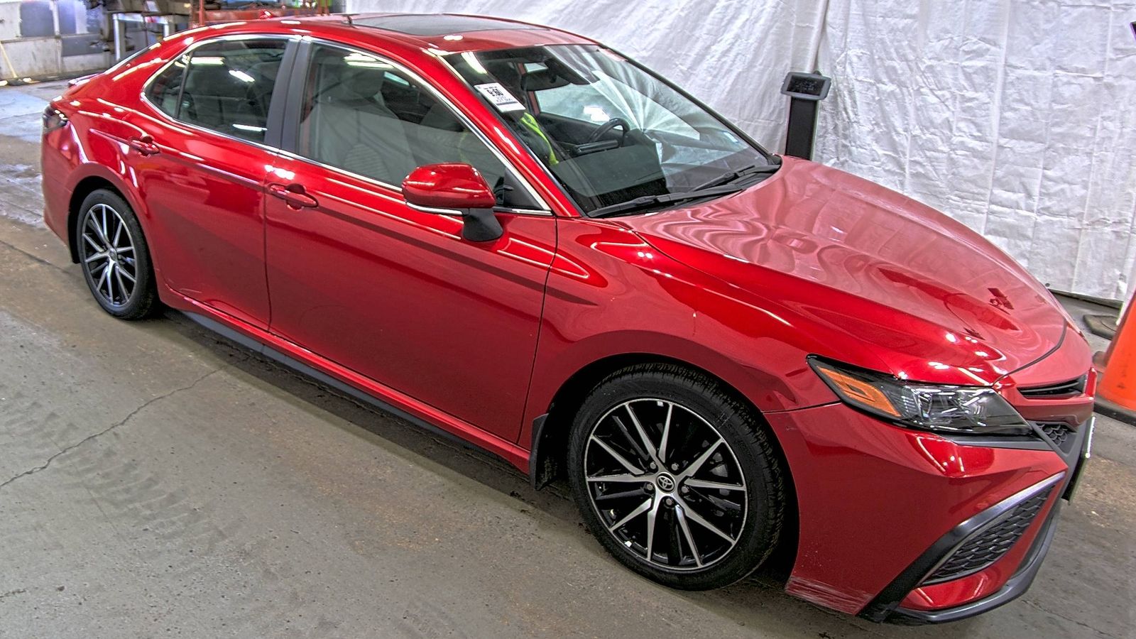 2022 Toyota Camry SE AWD