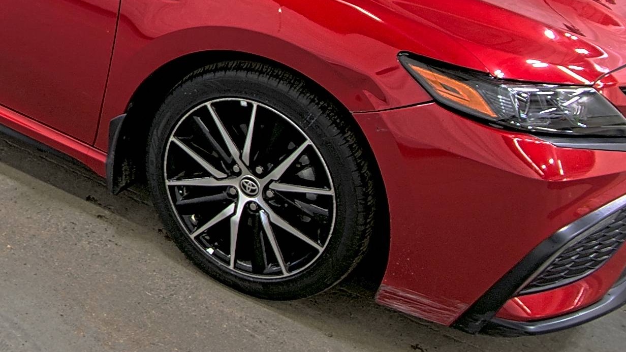 2022 Toyota Camry SE AWD