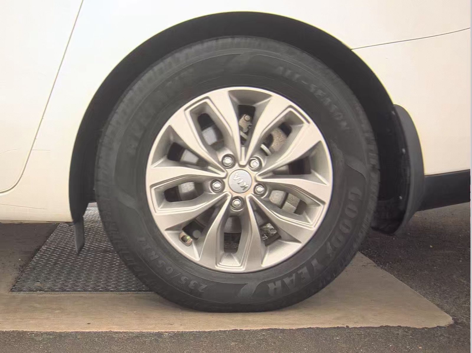 2020 Kia Sedona LX FWD