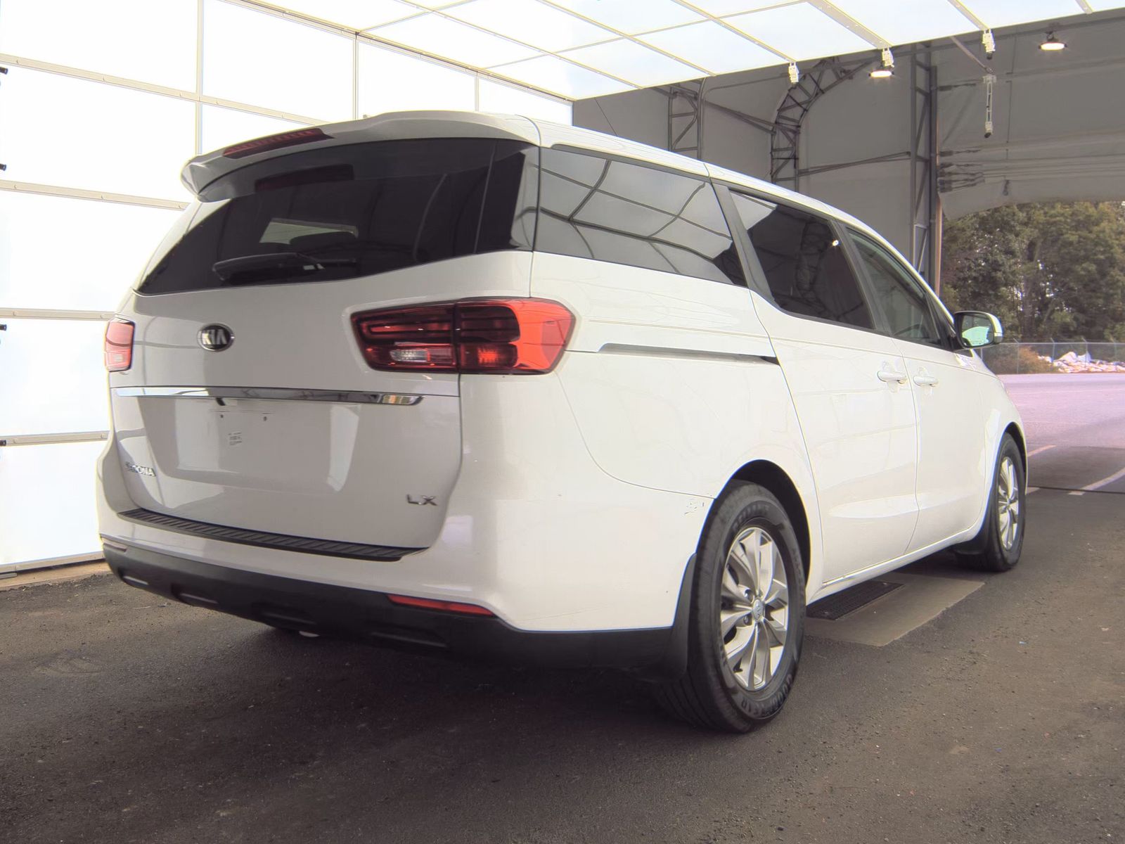 2020 Kia Sedona LX FWD