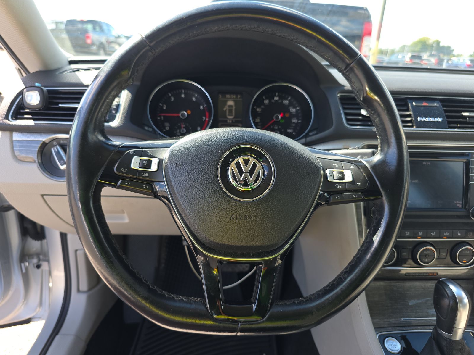2018 Volkswagen Passat 2.0T SE FWD
