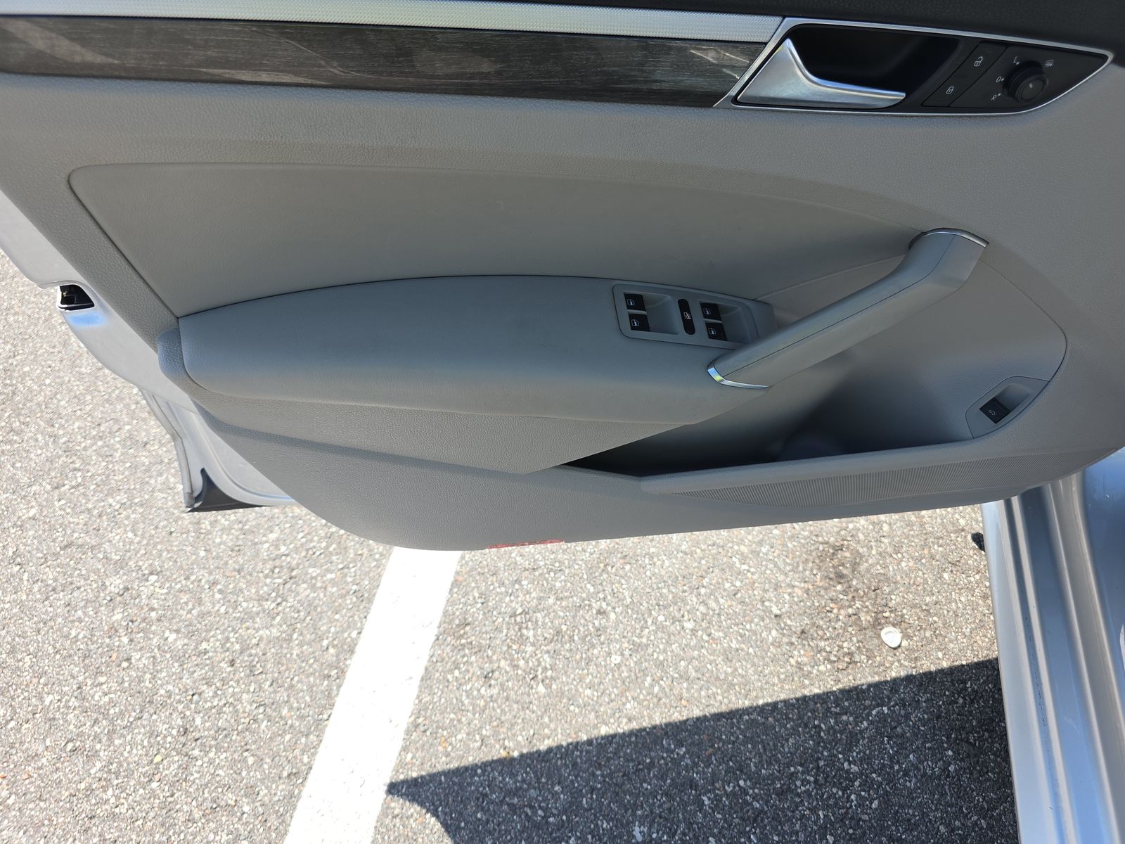 2018 Volkswagen Passat 2.0T SE FWD