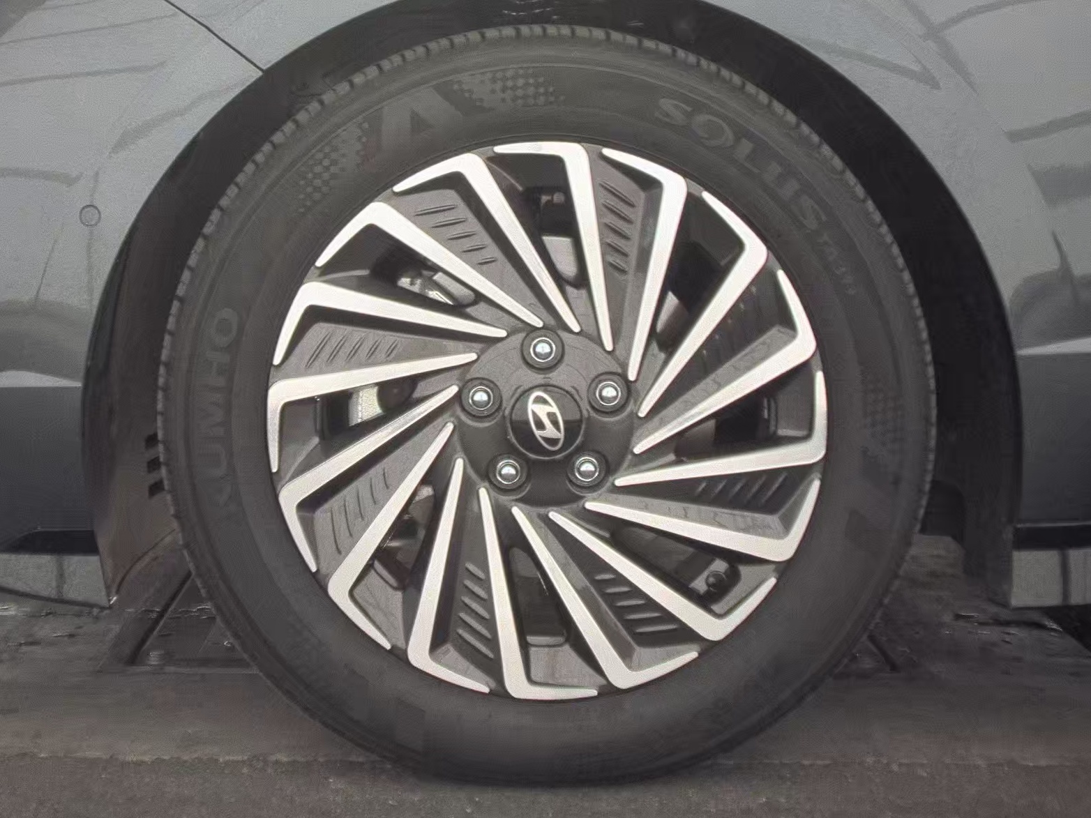 2024 Hyundai Sonata Hybrid Limited FWD