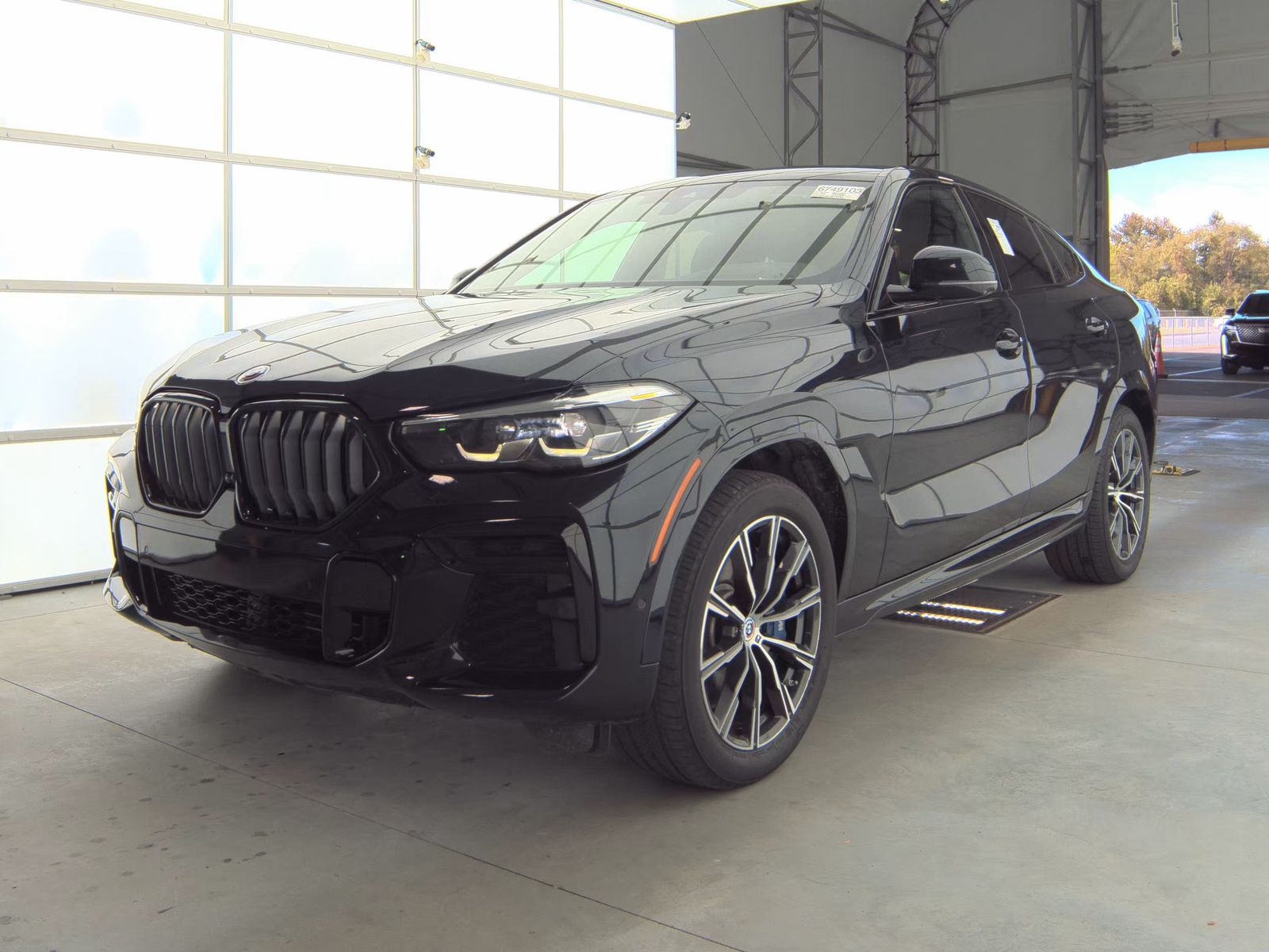 2022 BMW X6 M50i AWD