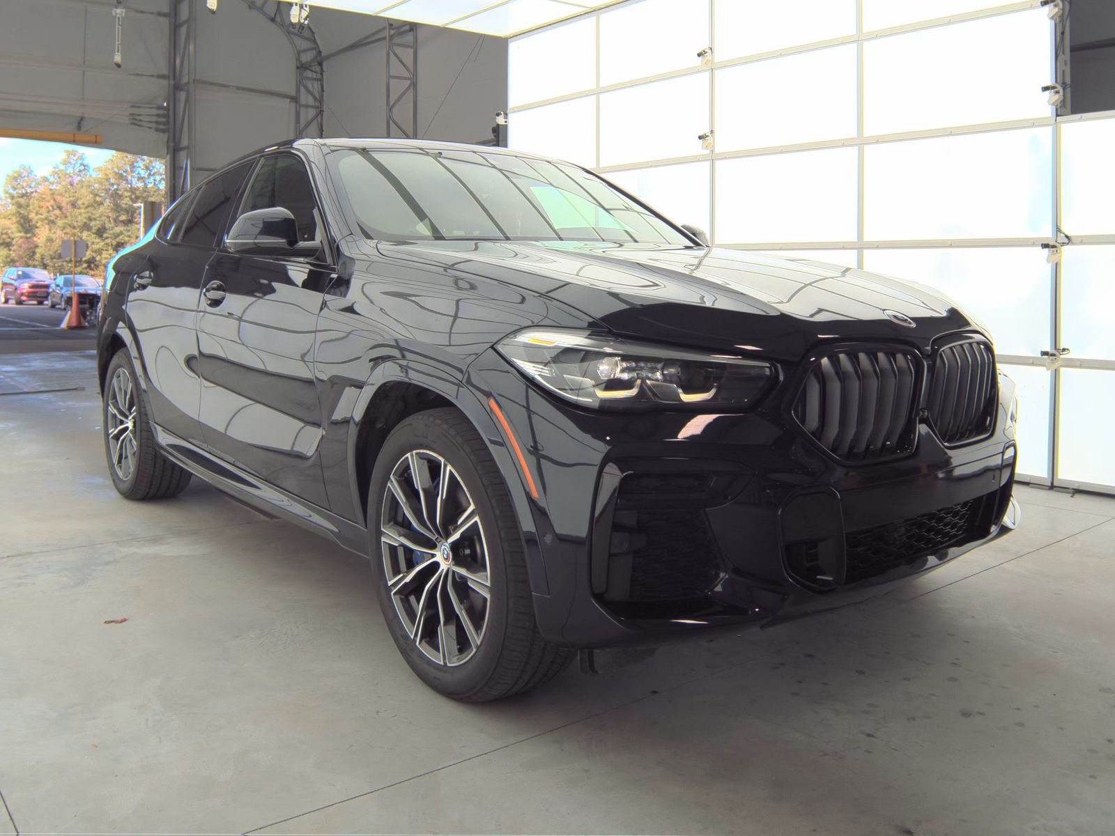 2022 BMW X6 M50i AWD