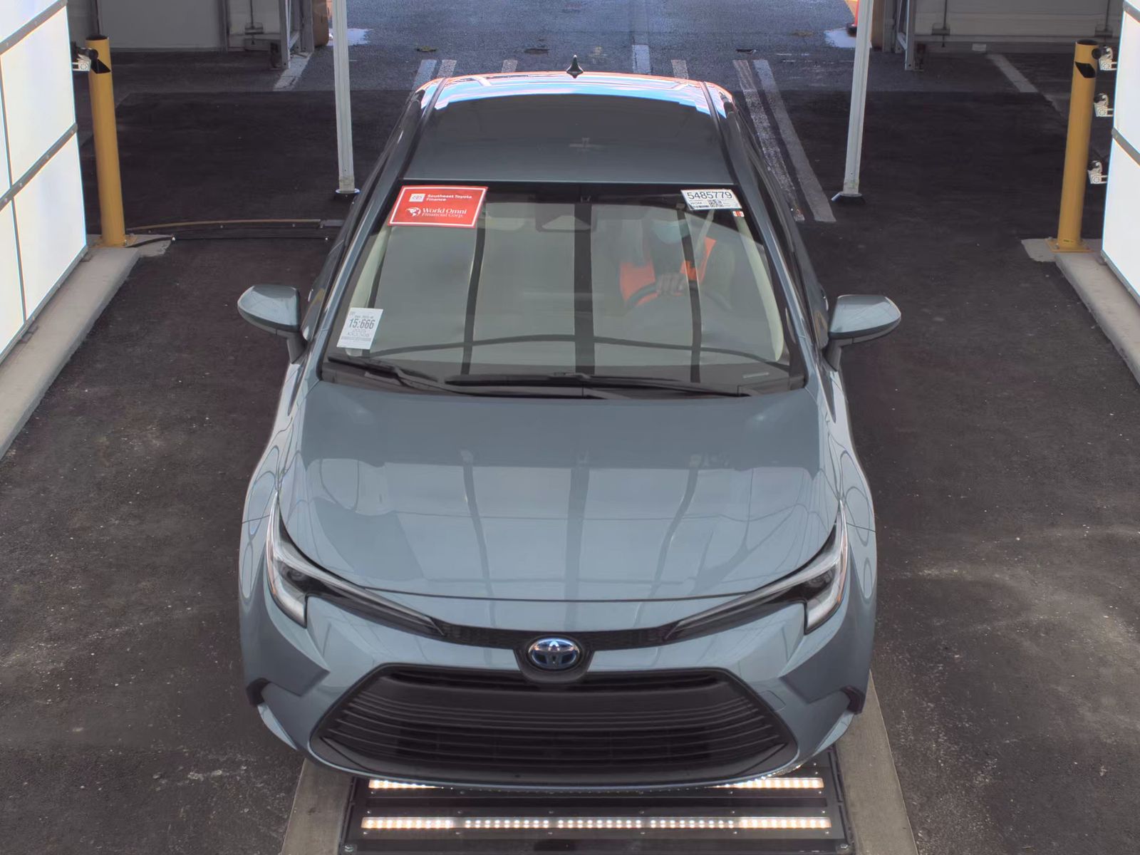 2025 Toyota Corolla Hybrid LE FWD
