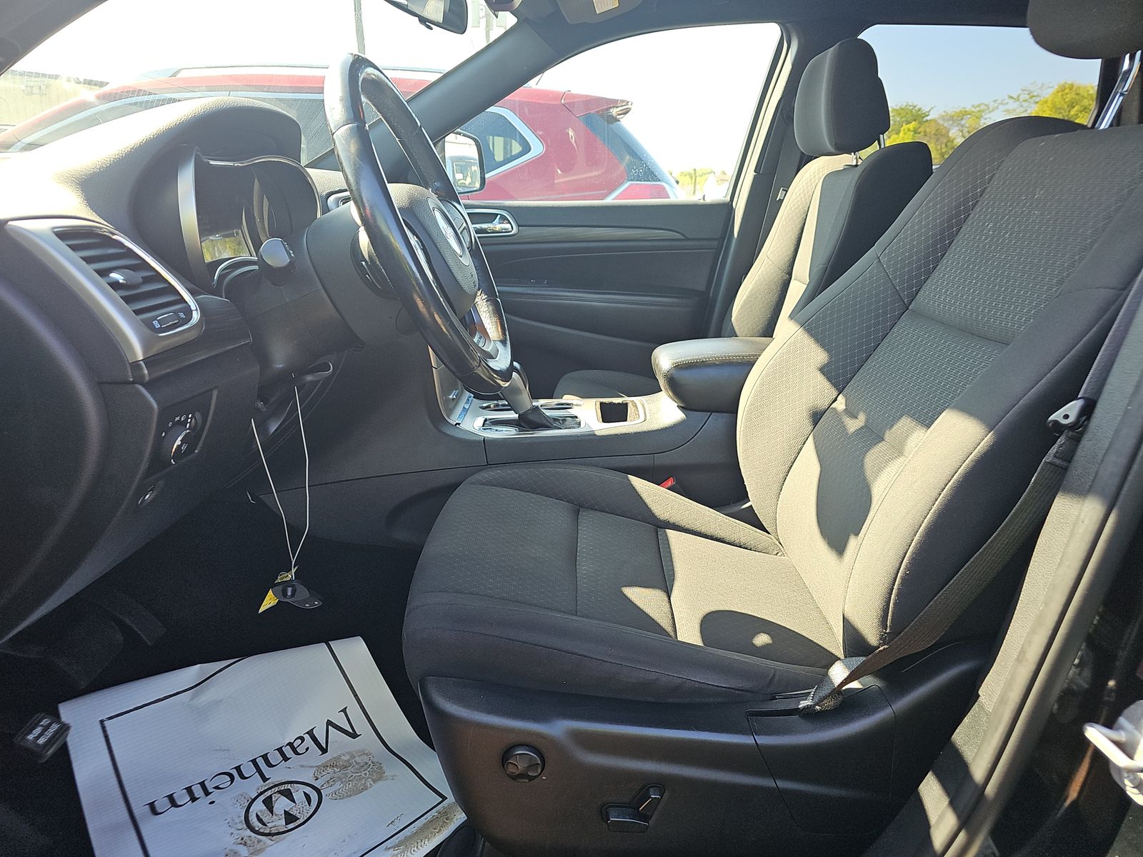2019 Jeep Grand Cherokee Laredo E Edition AWD