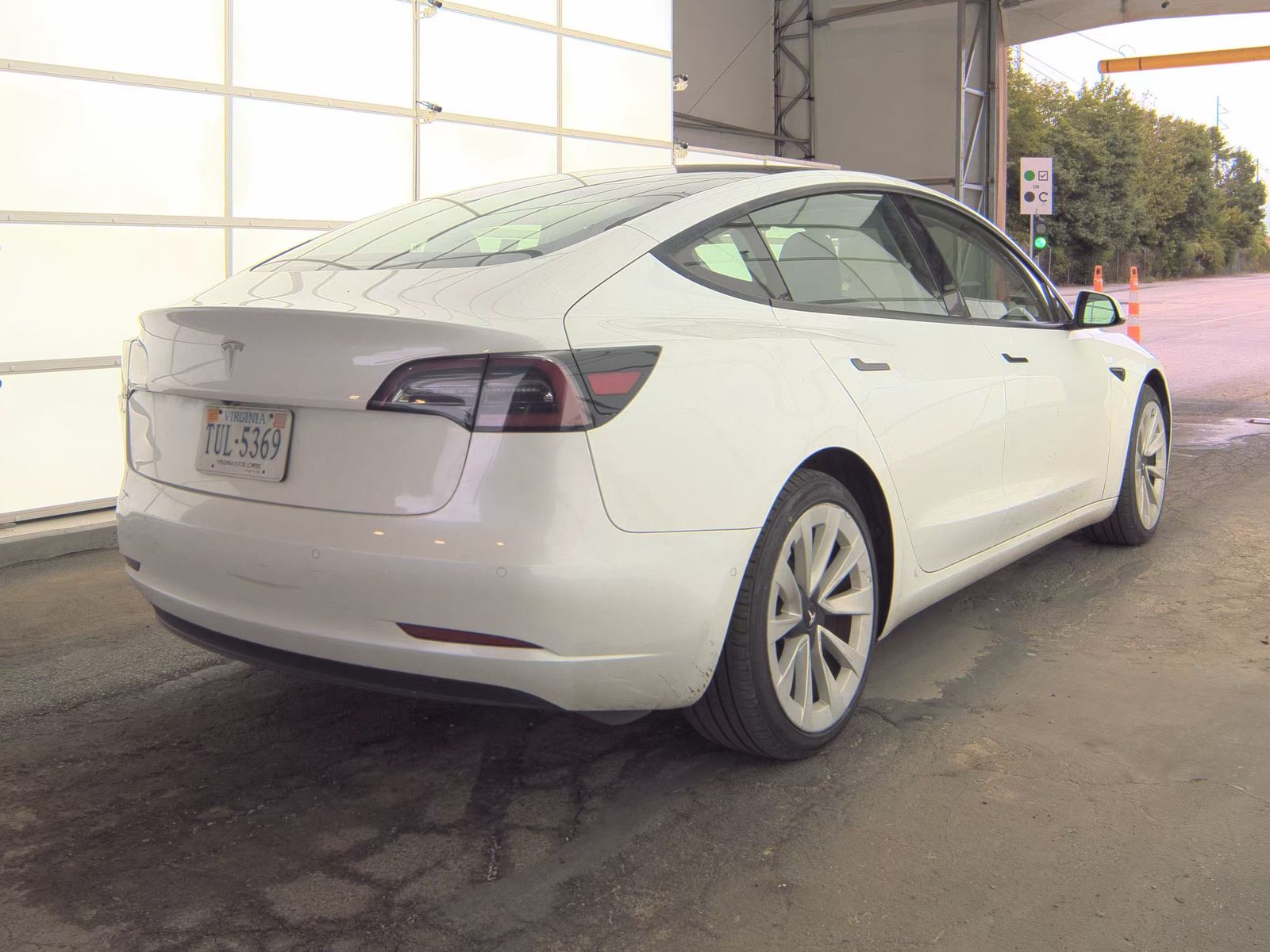 2022 Tesla Model 3 Standard Range FWD