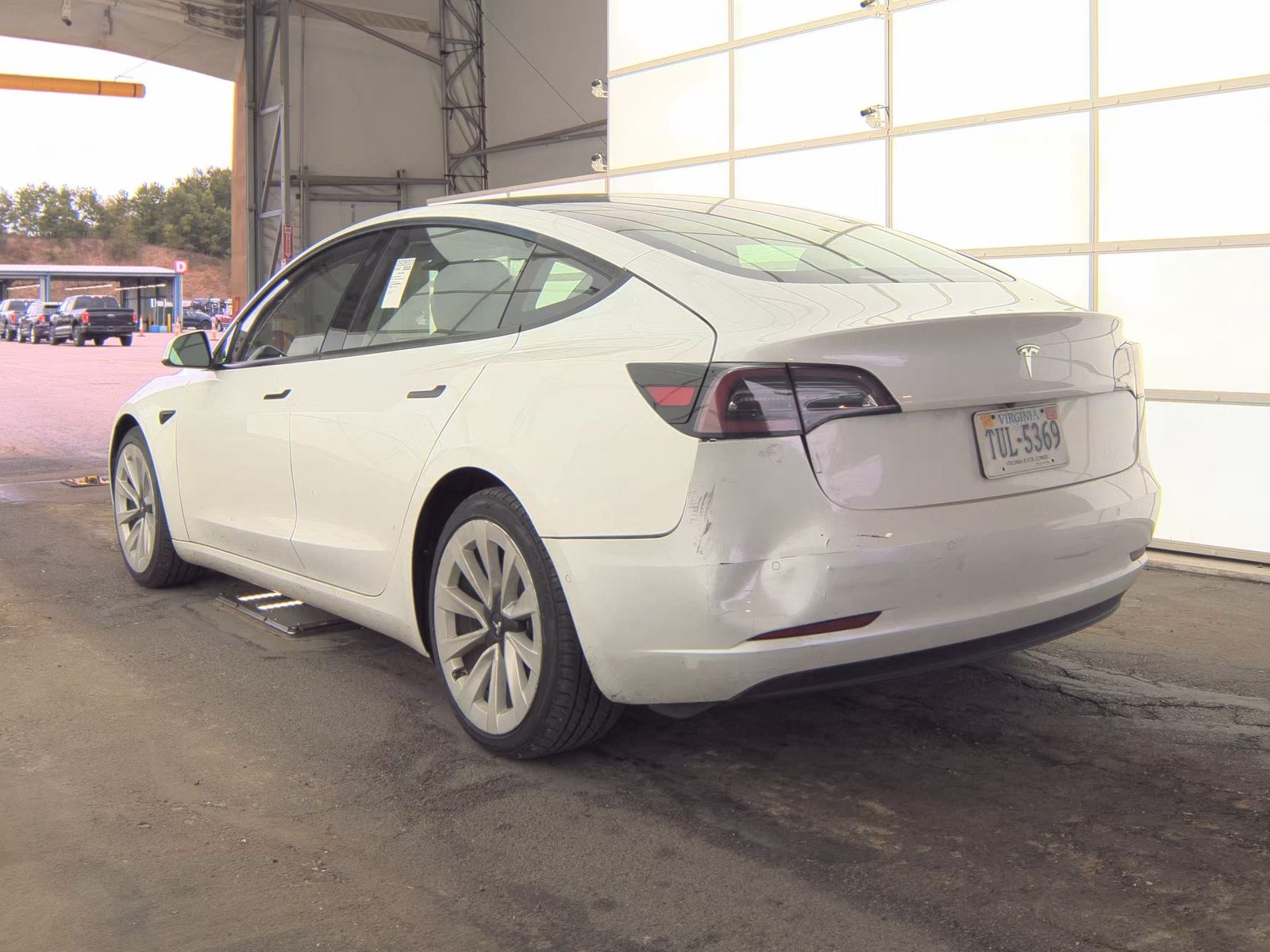 2022 Tesla Model 3 Standard Range FWD