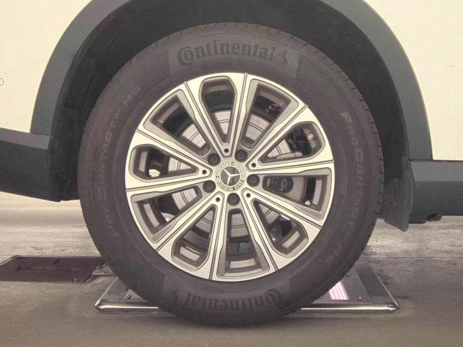 2024 Mercedes-Benz GLC GLC 300 RWD