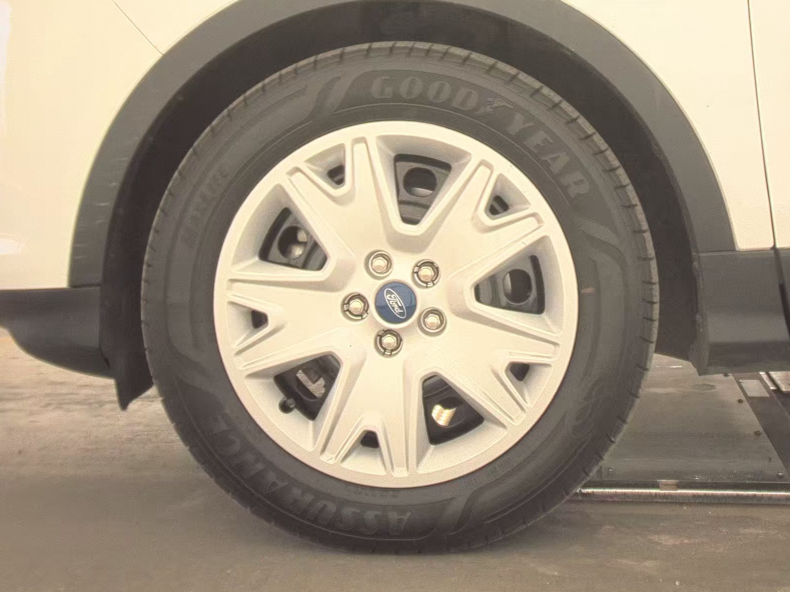 2014 Ford Escape S FWD