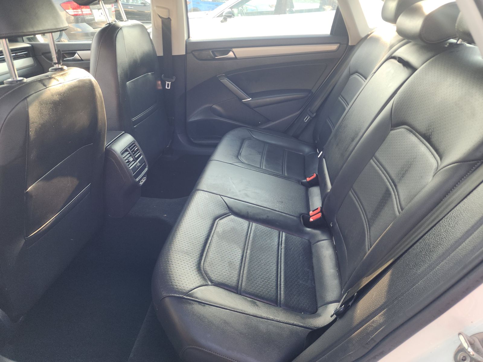 2021 Volkswagen Passat 2.0T SE FWD