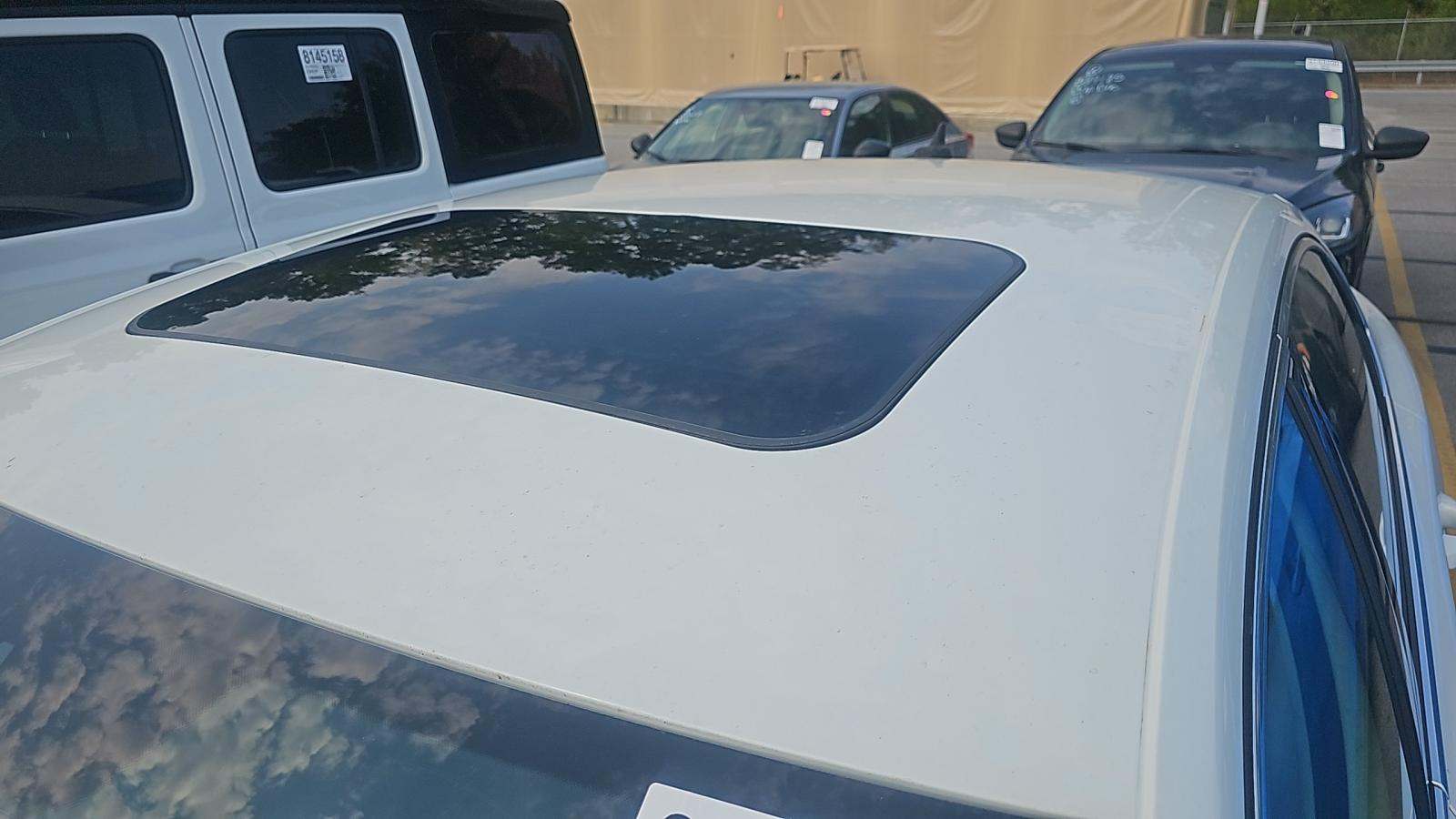 2021 Volkswagen Passat 2.0T SE FWD