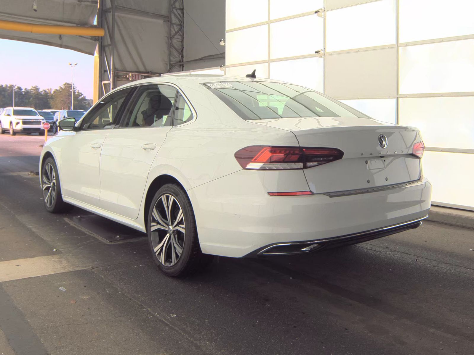 2021 Volkswagen Passat 2.0T SE FWD