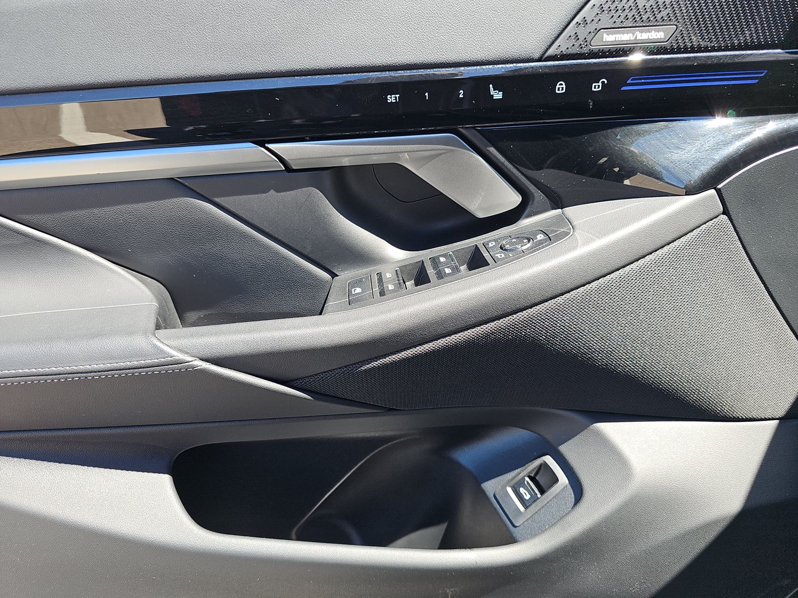 2025 BMW 5 Series 530i xDrive AWD