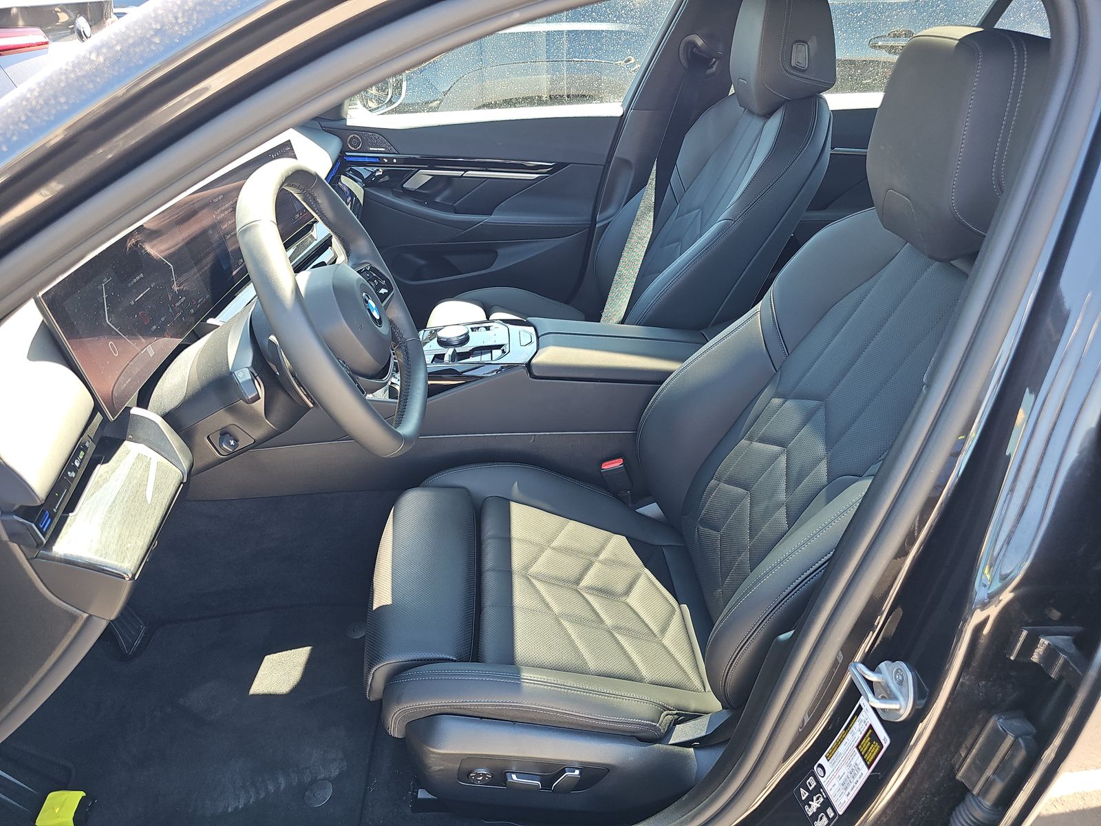 2025 BMW 5 Series 530i xDrive AWD