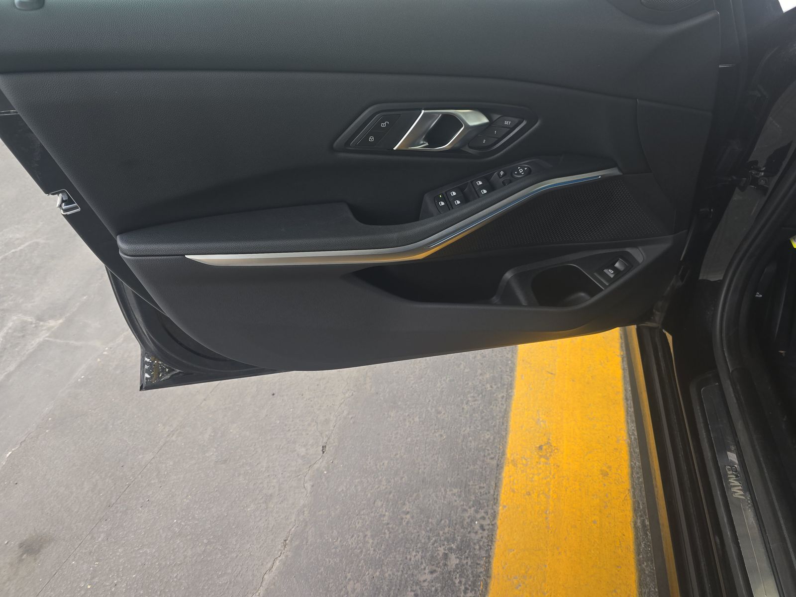 2025 BMW 3 Series 330i xDrive AWD