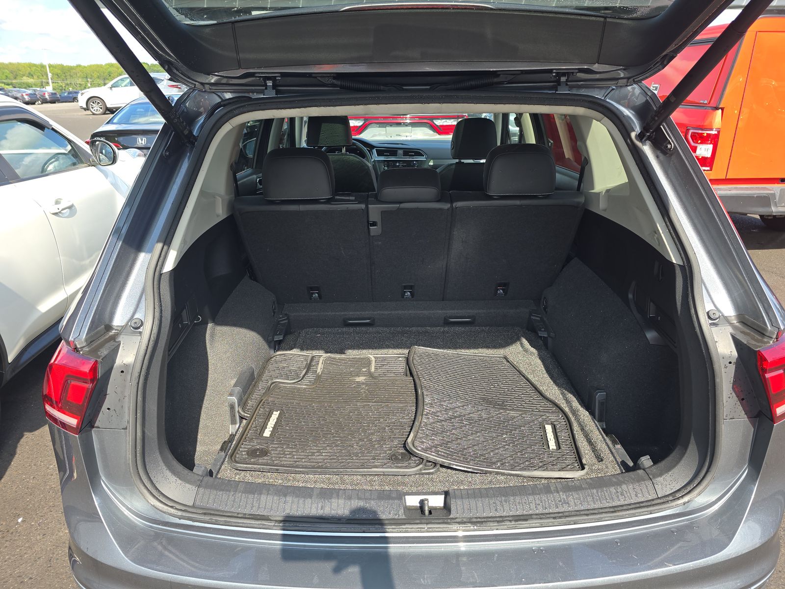 2022 Volkswagen Tiguan 2.0T SE AWD