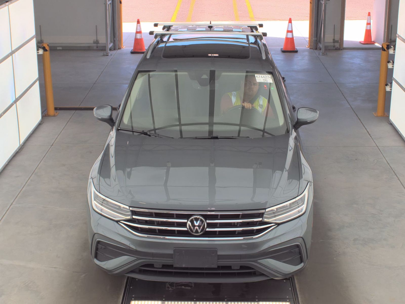 2022 Volkswagen Tiguan 2.0T SE AWD