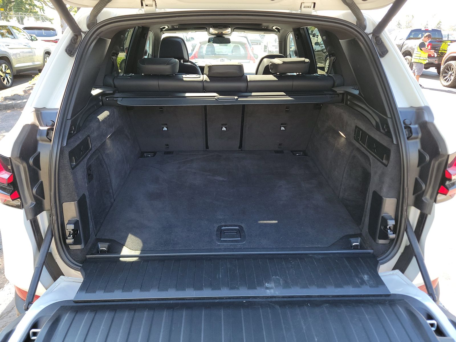 2025 BMW X5 xDrive40i AWD