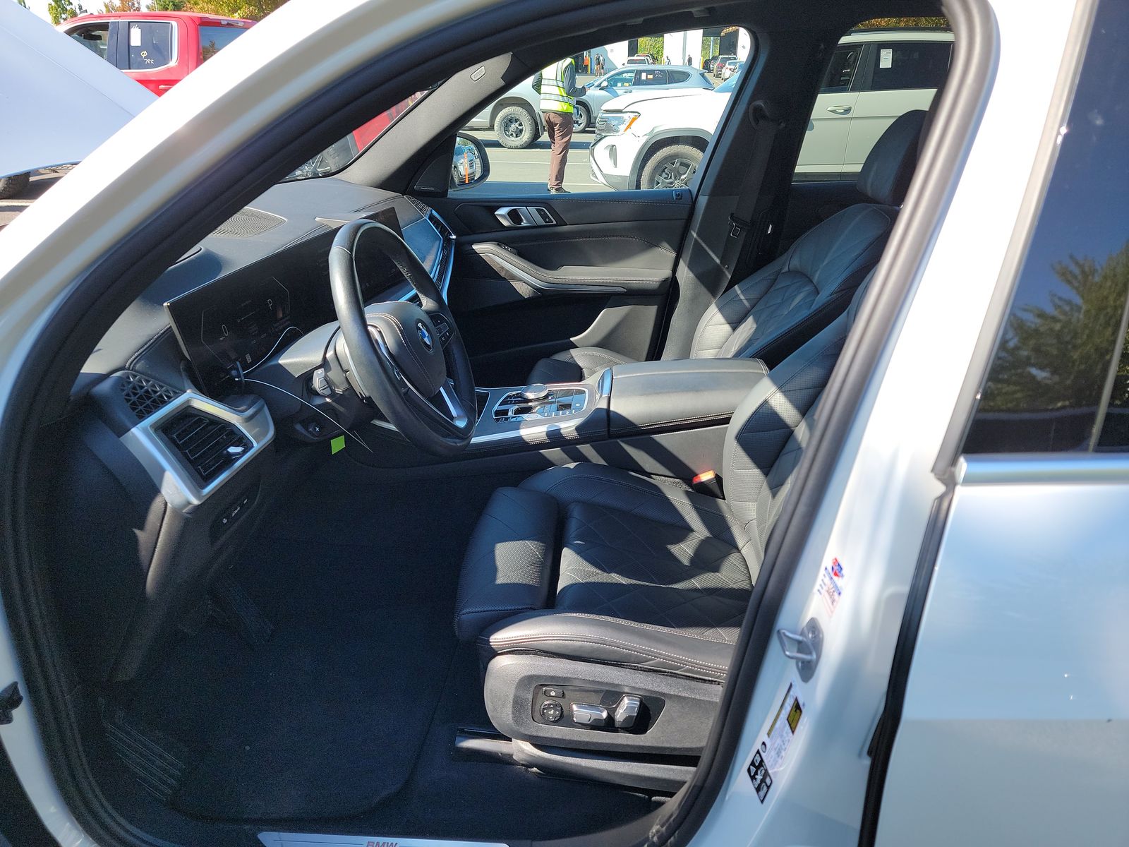 2025 BMW X5 xDrive40i AWD