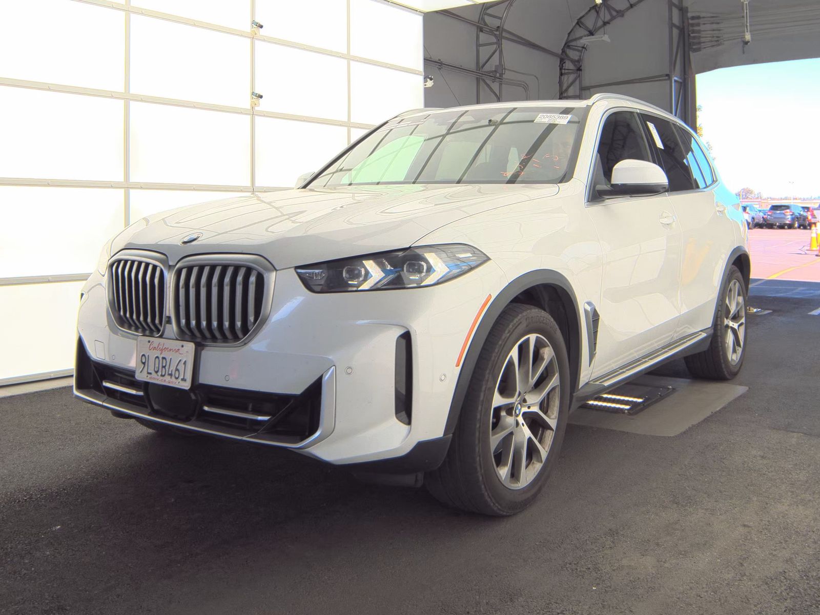 2025 BMW X5 xDrive40i AWD