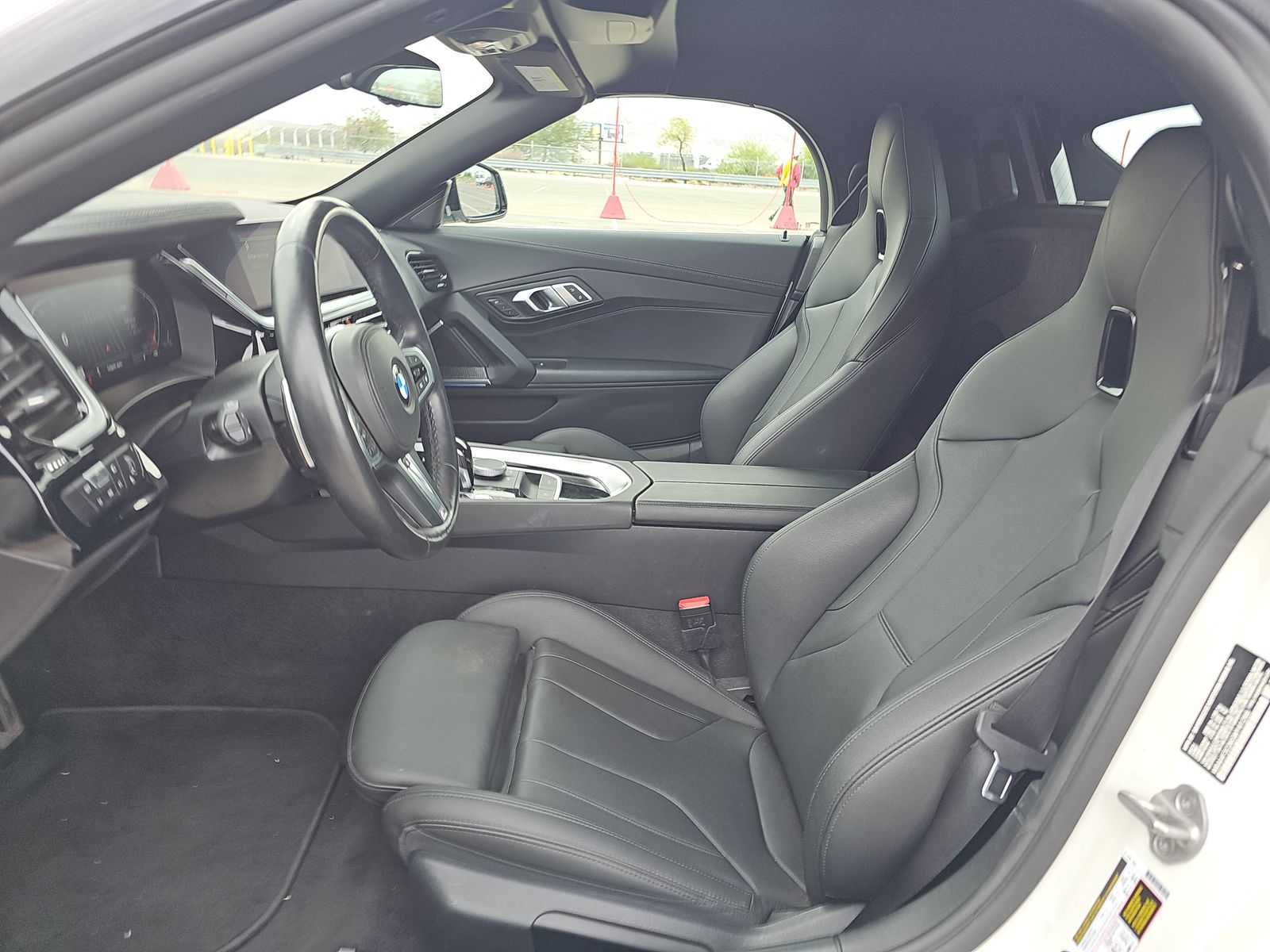 2025 BMW Z4 sDrive30i RWD