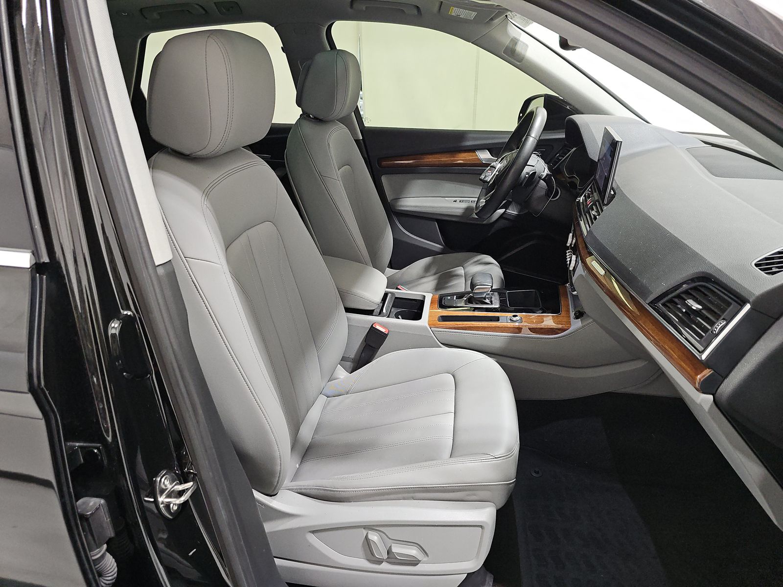 2022 Audi Q5 S line Premium Plus AWD