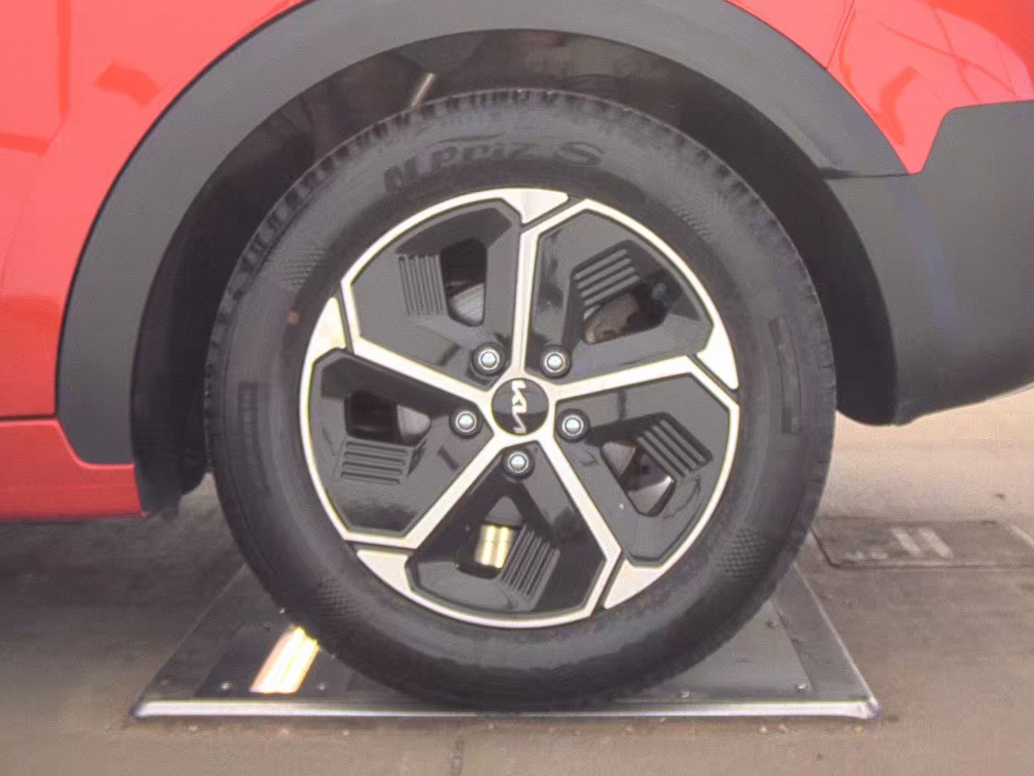 2023 Kia Niro EX FWD