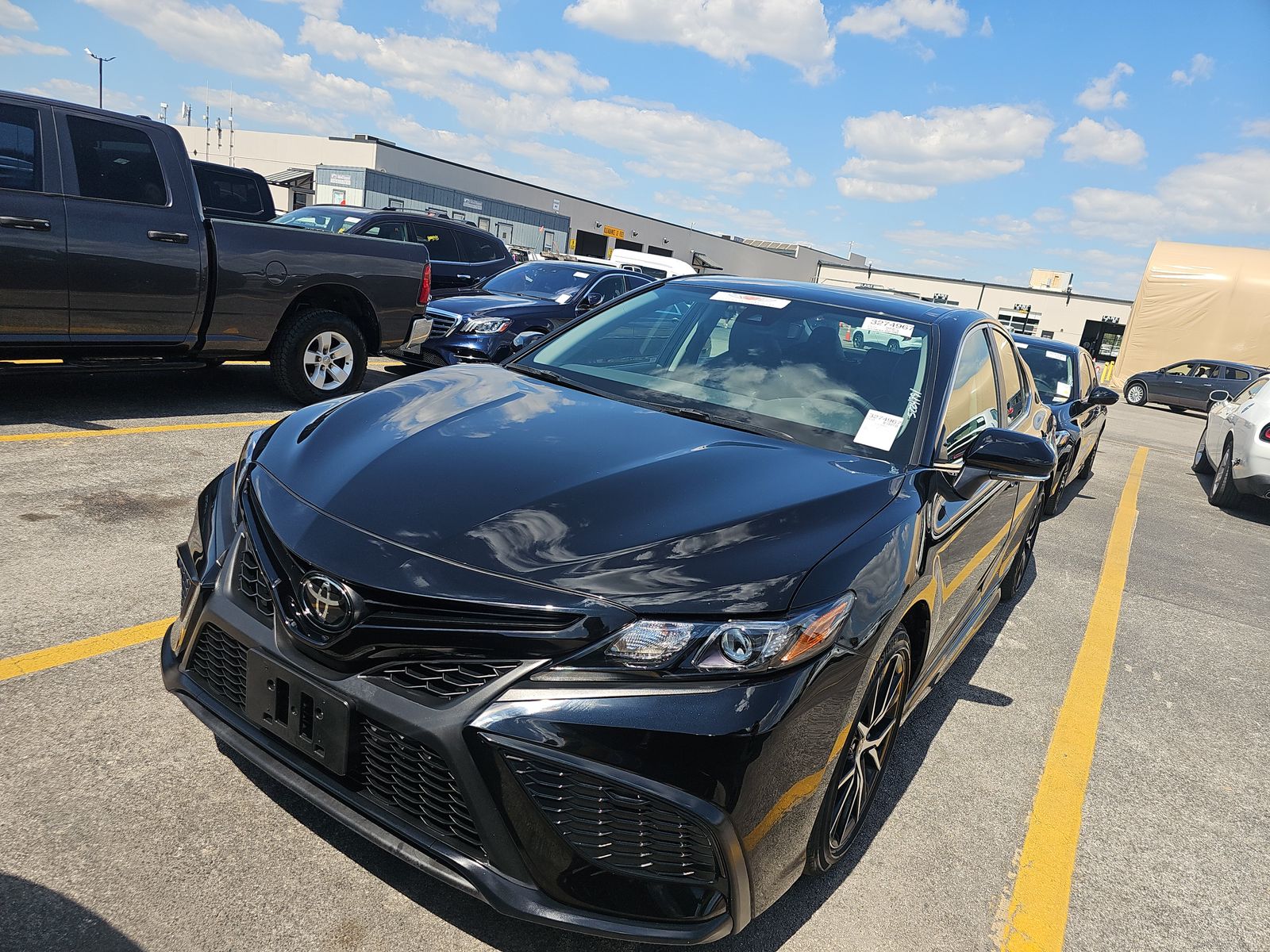 2024 Toyota Camry SE FWD