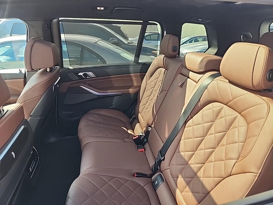 2023 BMW X7 xDrive40i AWD
