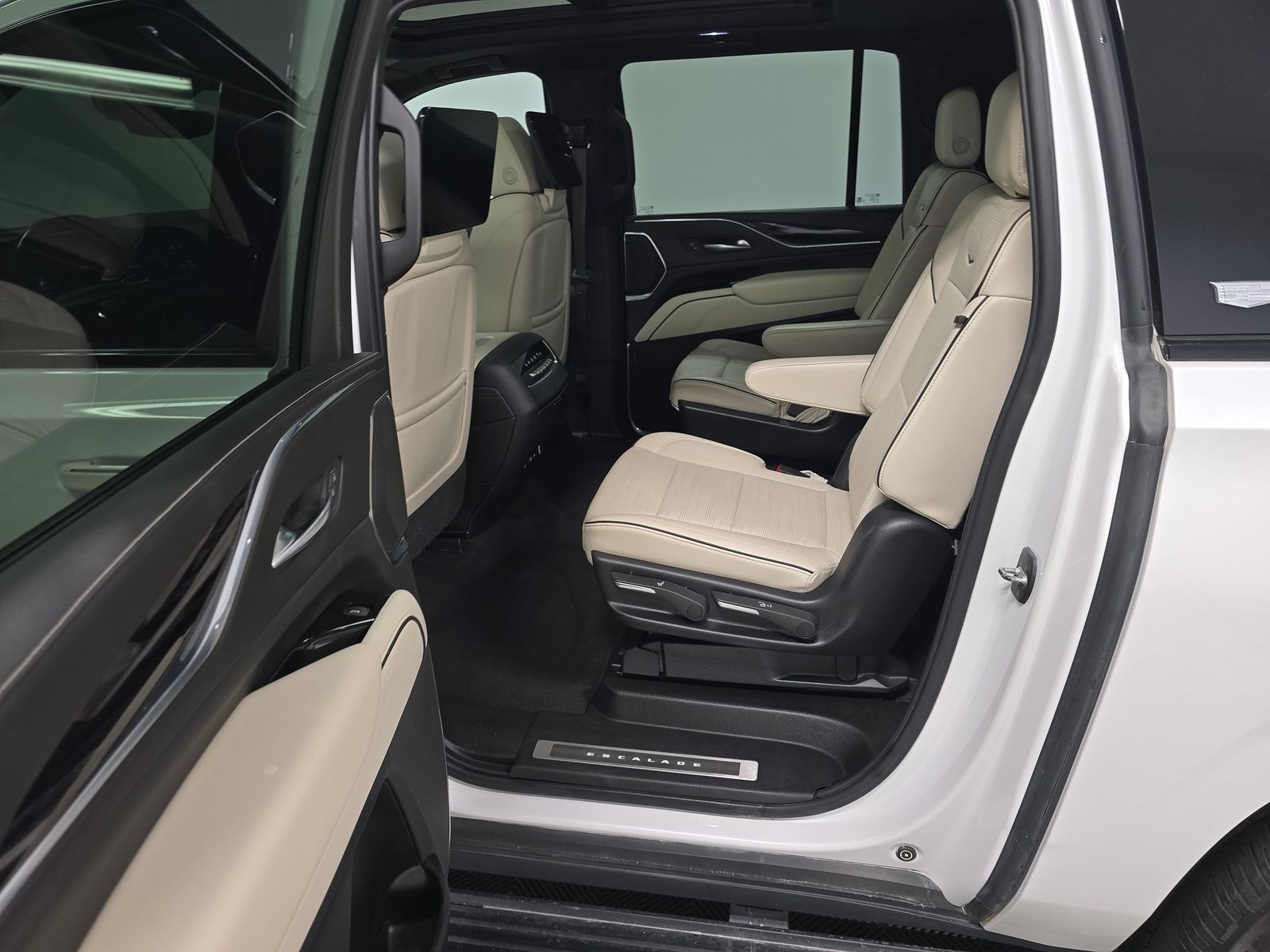 2021 Cadillac Escalade ESV Sport AWD