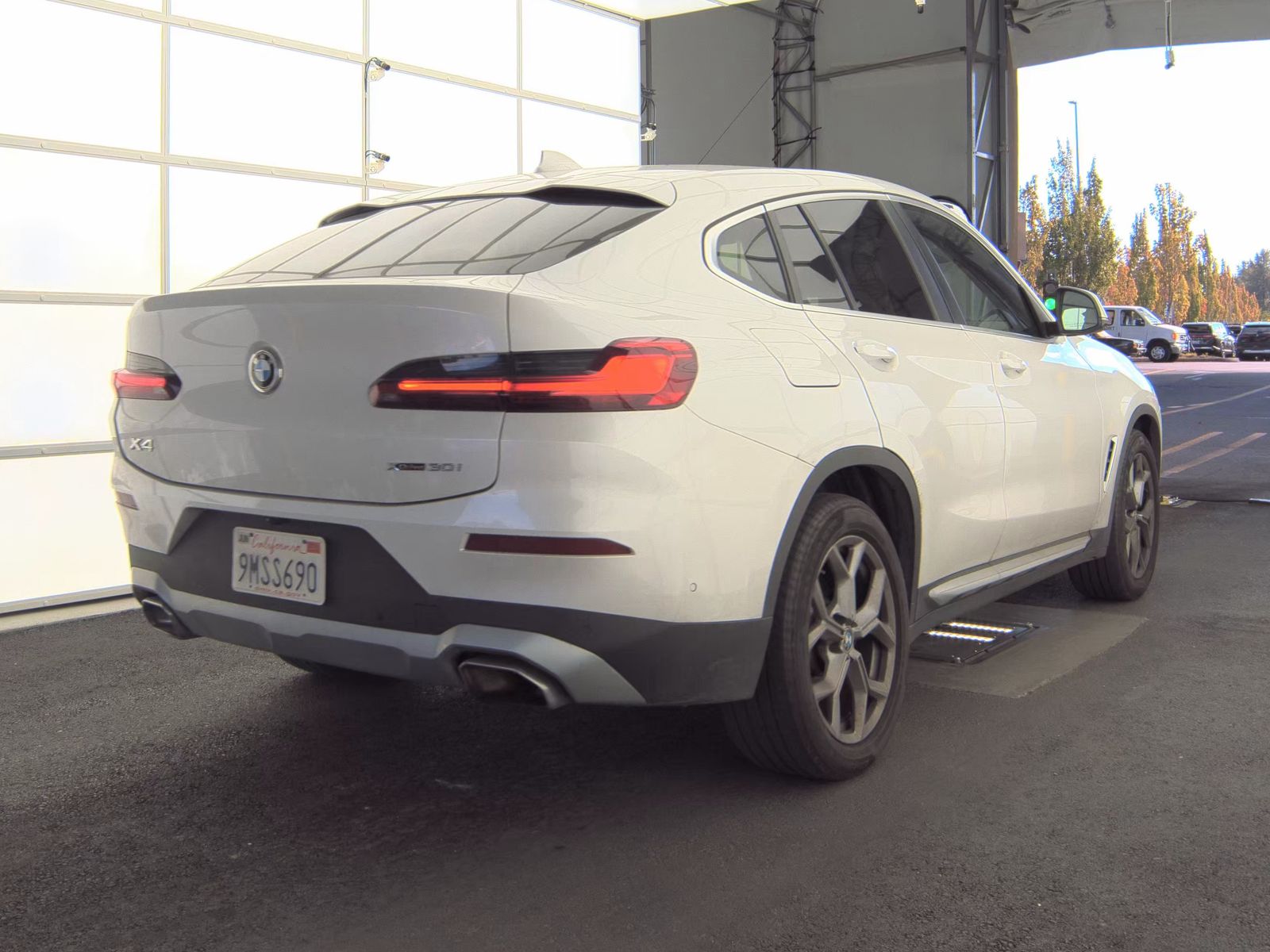 2024 BMW X4 xDrive30i AWD