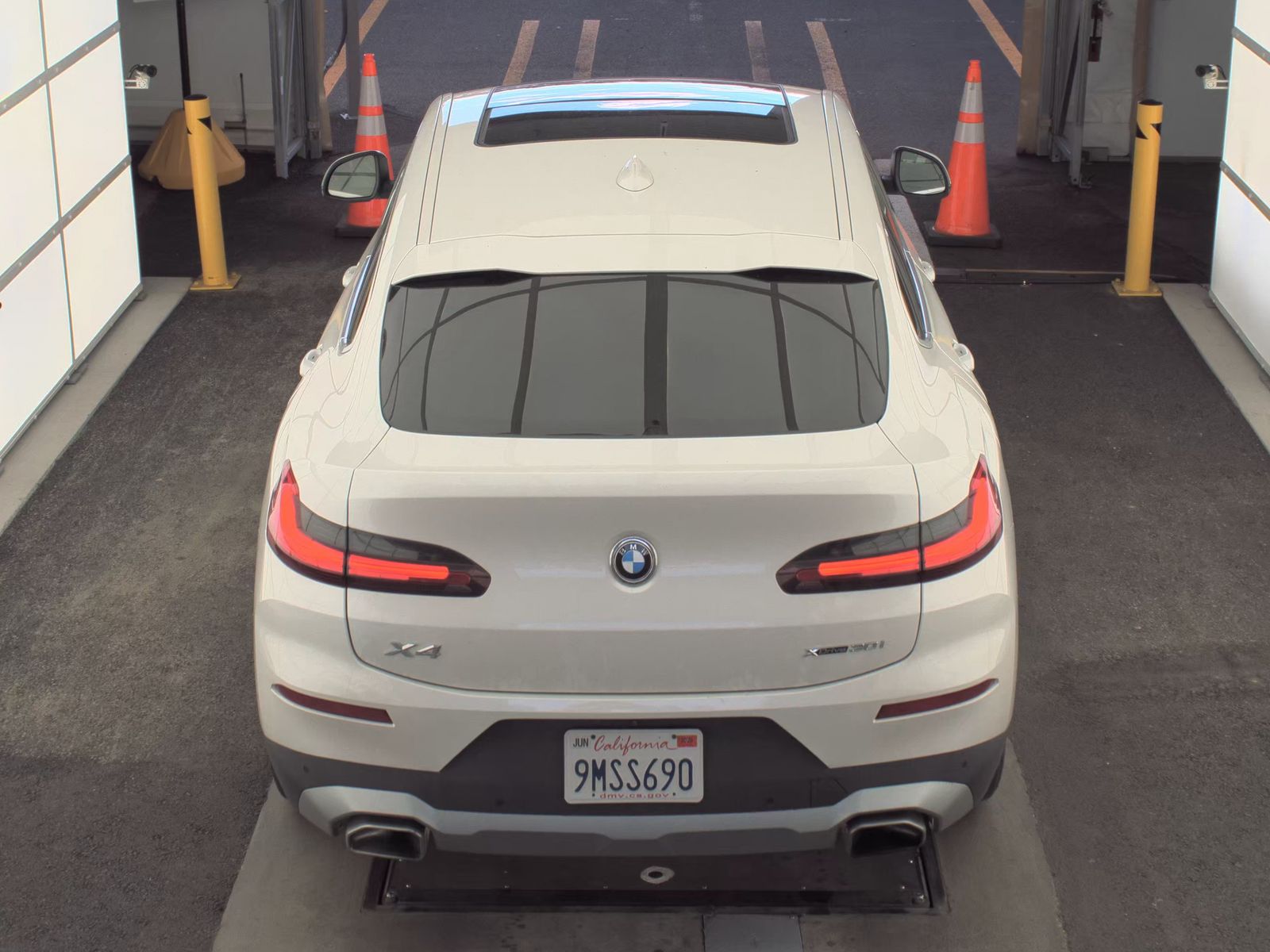 2024 BMW X4 xDrive30i AWD