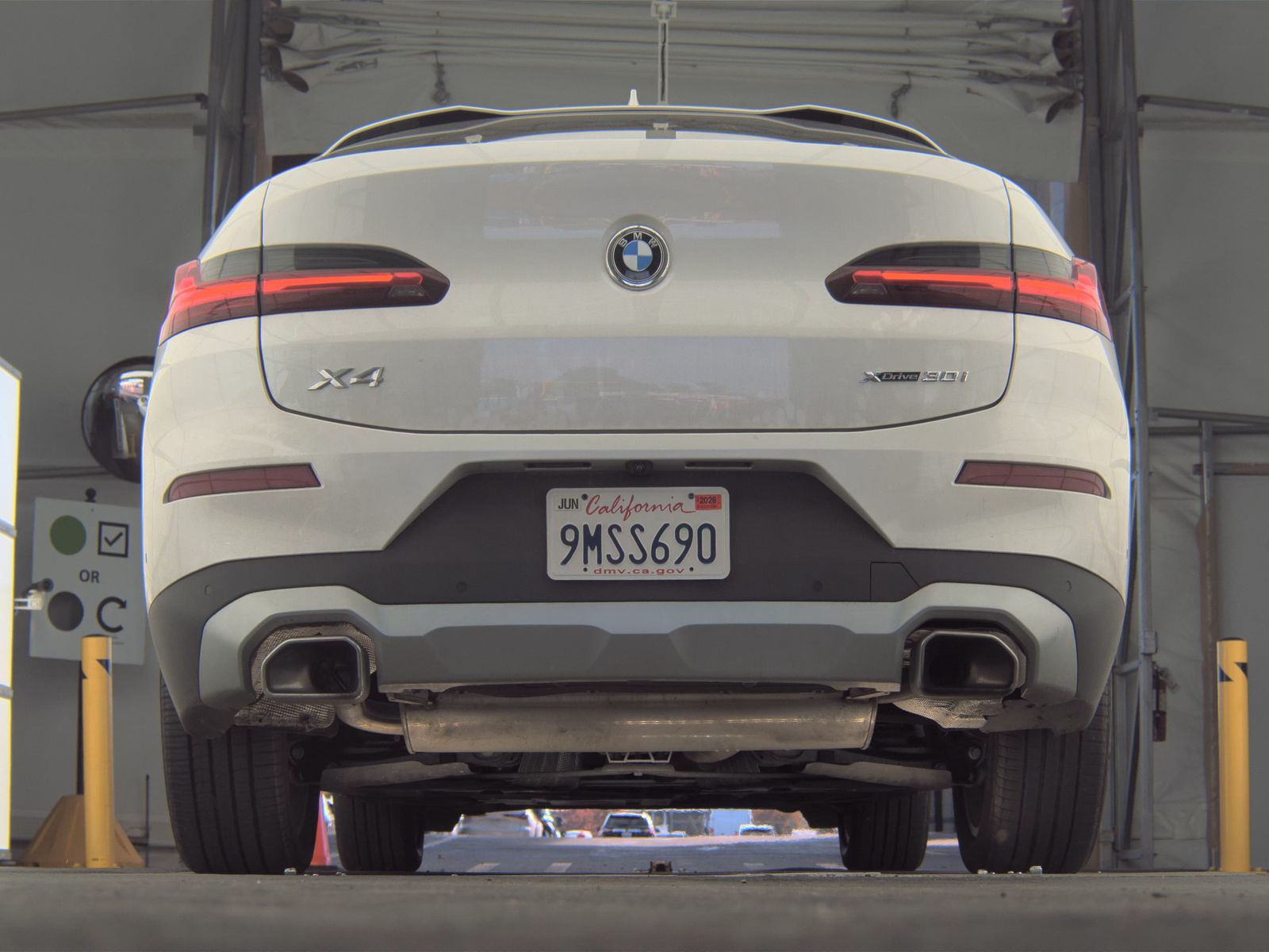 2024 BMW X4 xDrive30i AWD