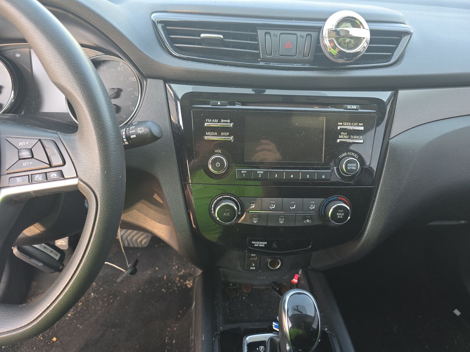 2017 Nissan Rogue Sport S FWD