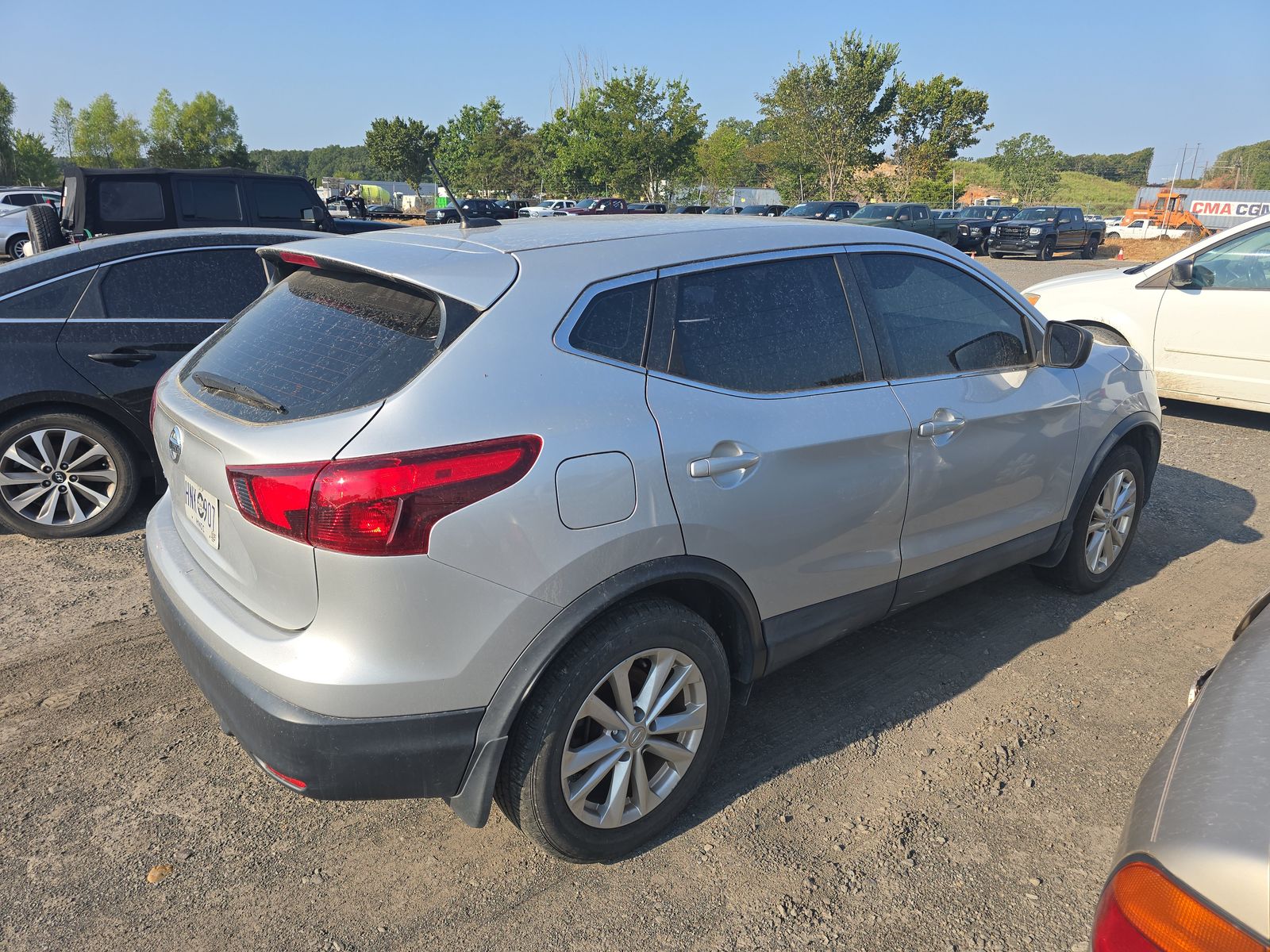 2017 Nissan Rogue Sport S FWD