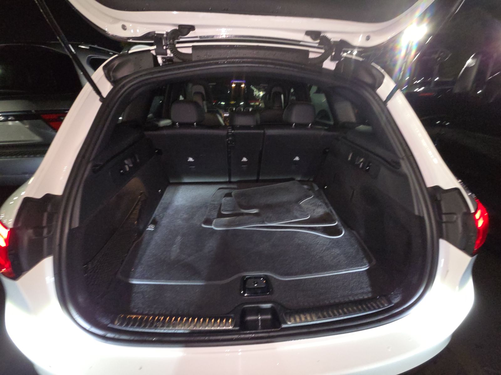 2024 Mercedes-Benz GLC GLC 300 AWD