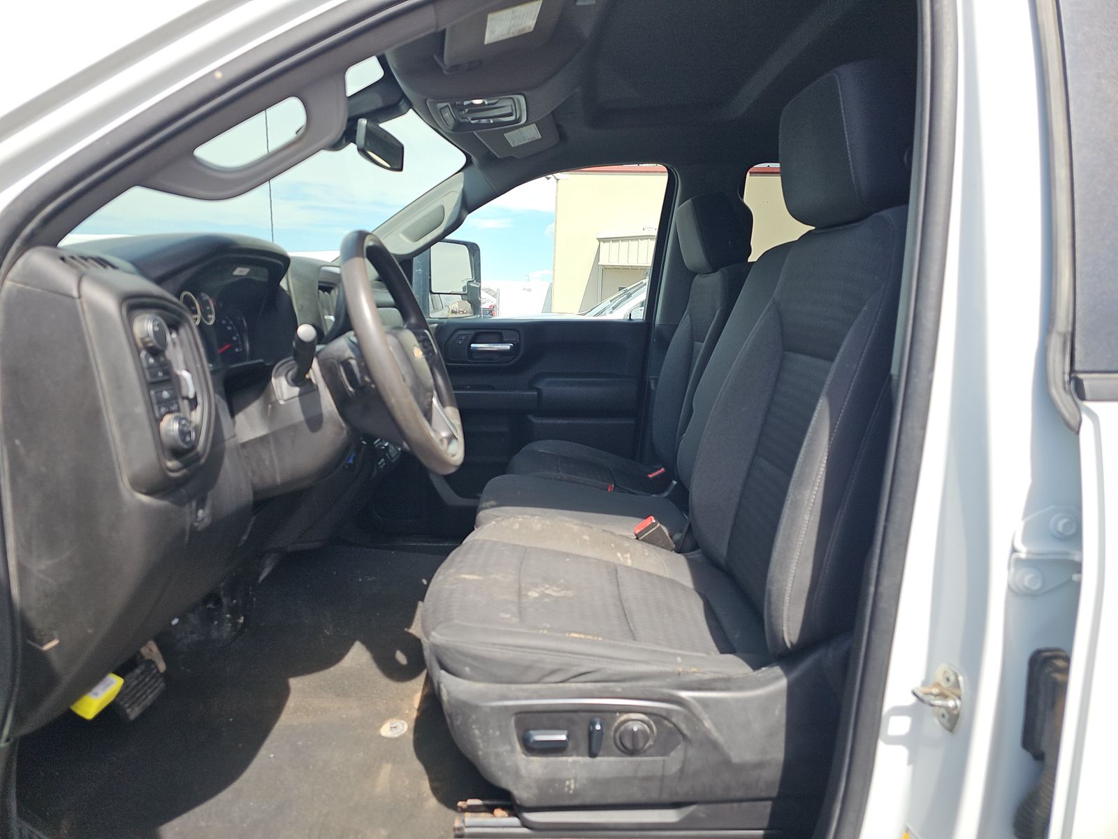 2022 Chevrolet Silverado 2500HD Custom AWD