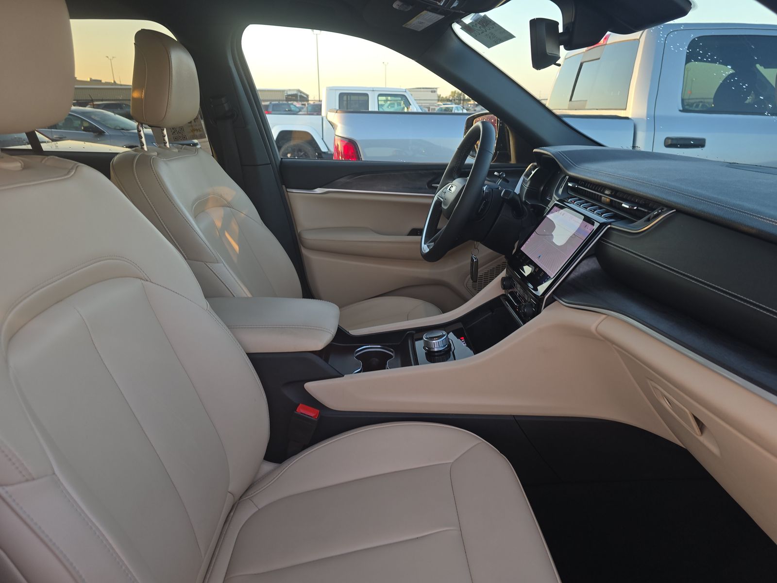 2024 Jeep Grand Cherokee Limited RWD