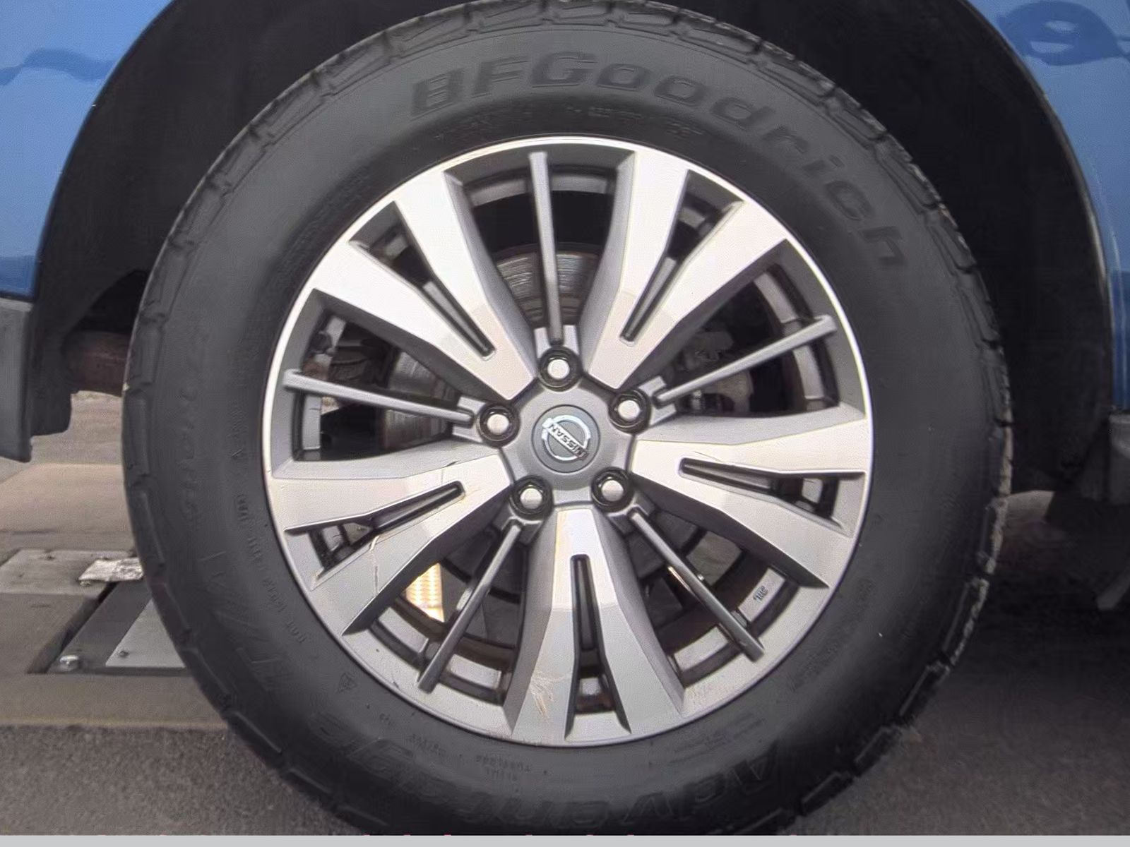 2020 Nissan Pathfinder SV AWD