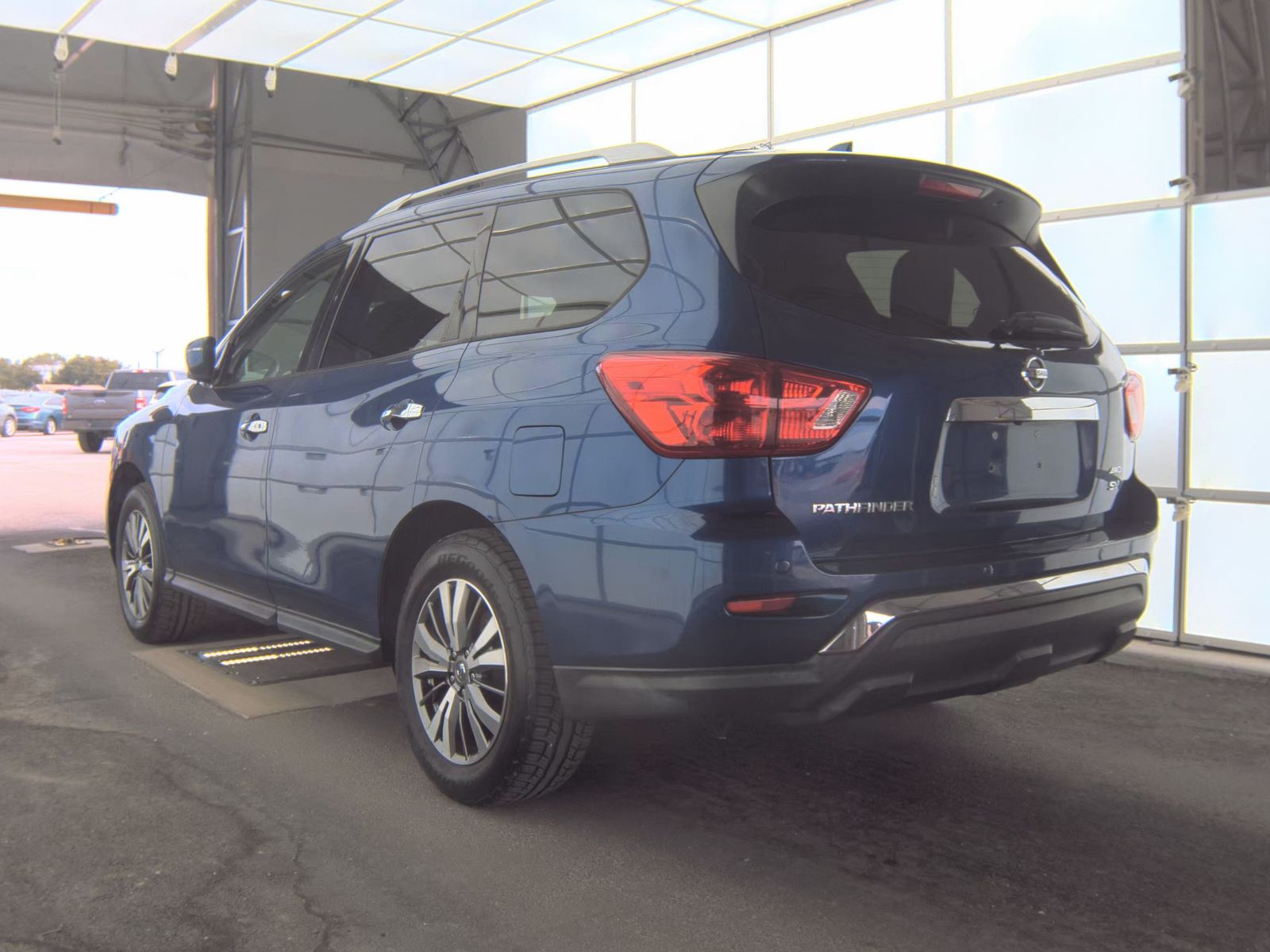 2020 Nissan Pathfinder SV AWD