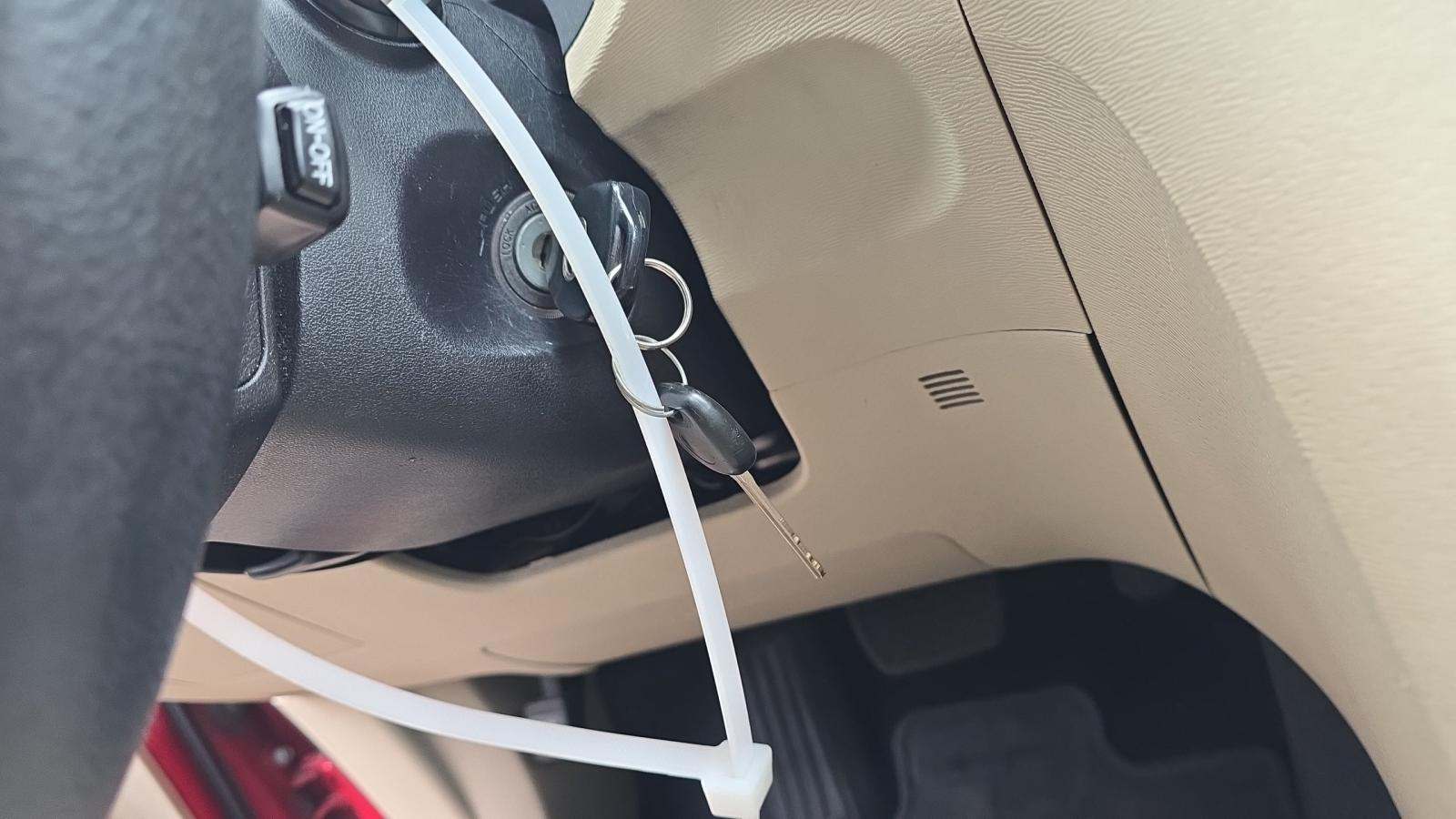 2014 Toyota Venza LE FWD