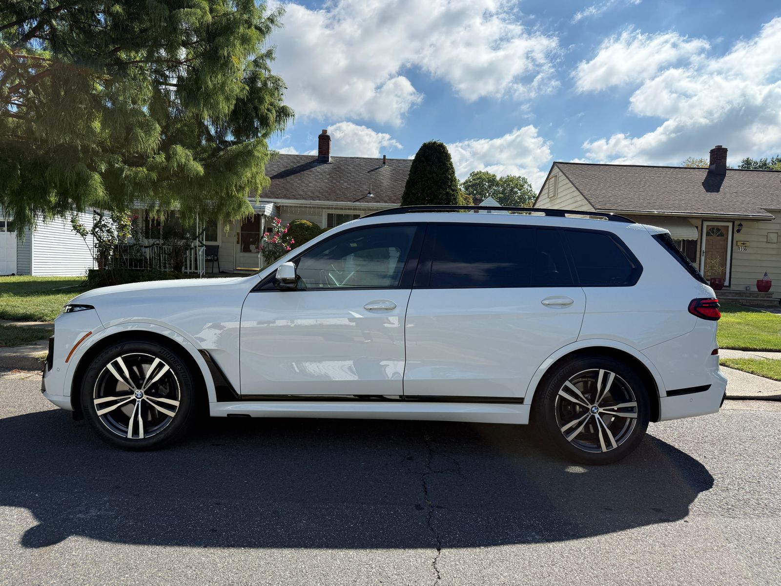 2023 BMW X7 xDrive40i AWD