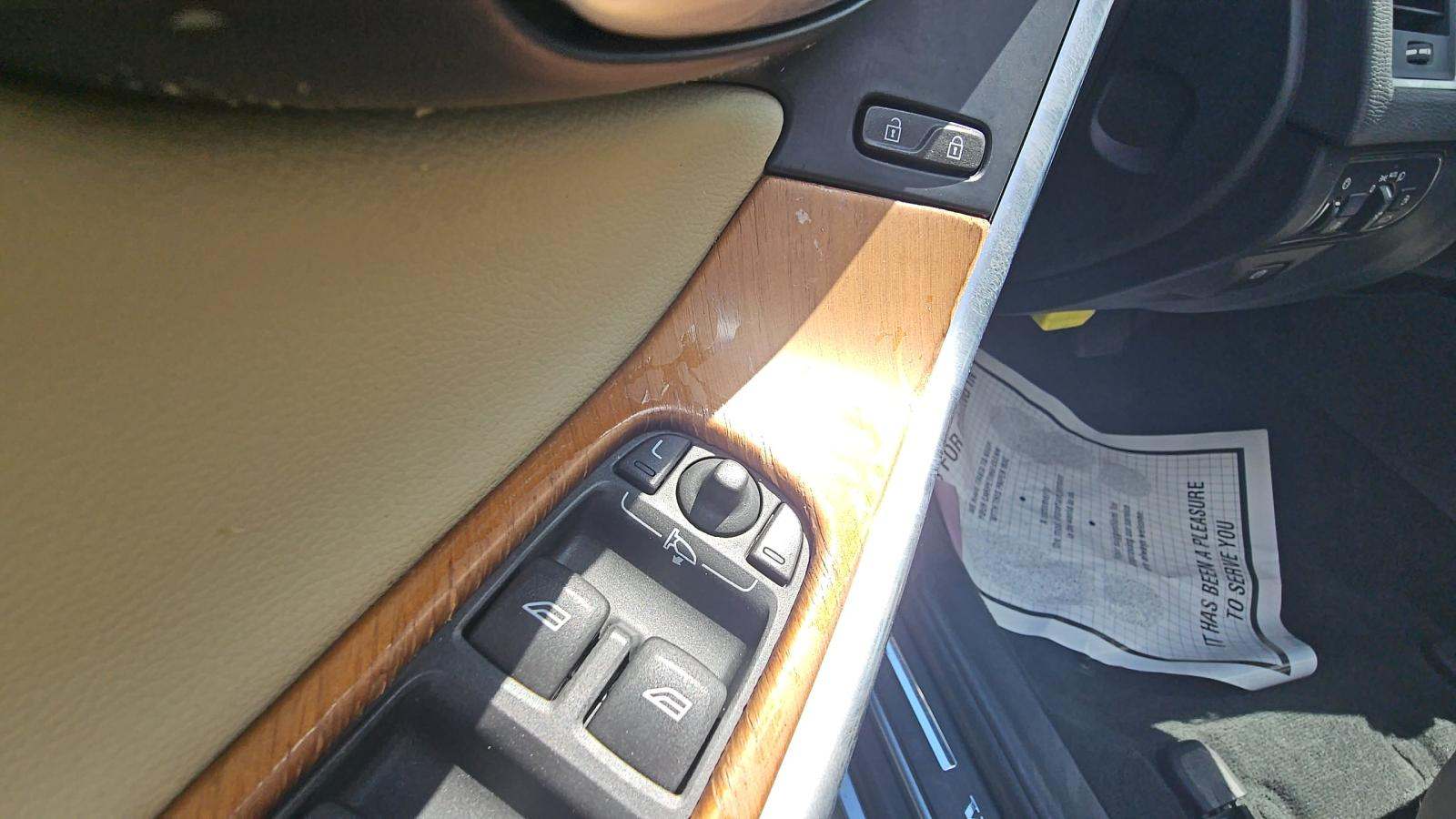 2017 Volvo XC60 T5 Inscription FWD