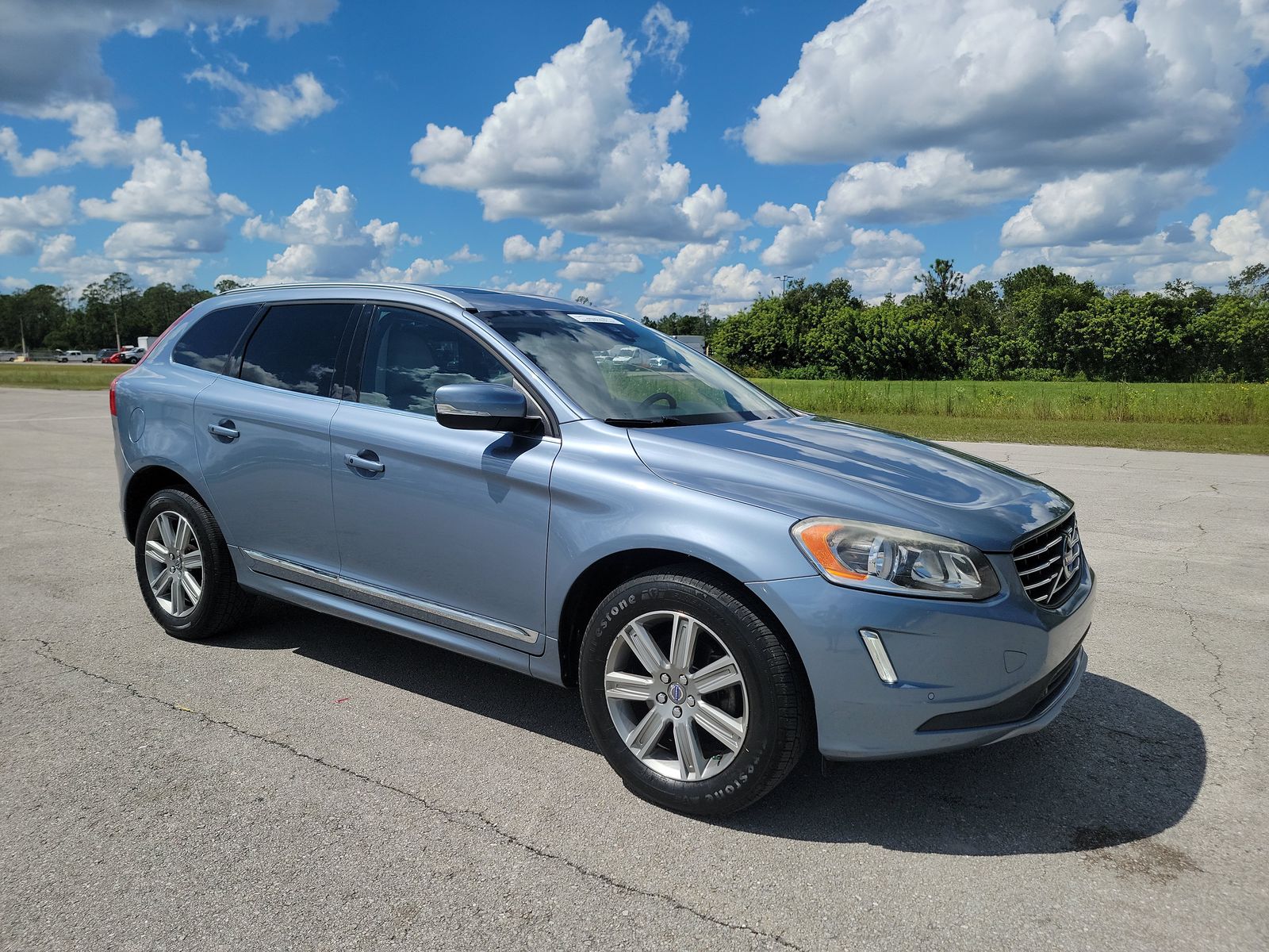 2017 Volvo XC60 T5 Inscription FWD