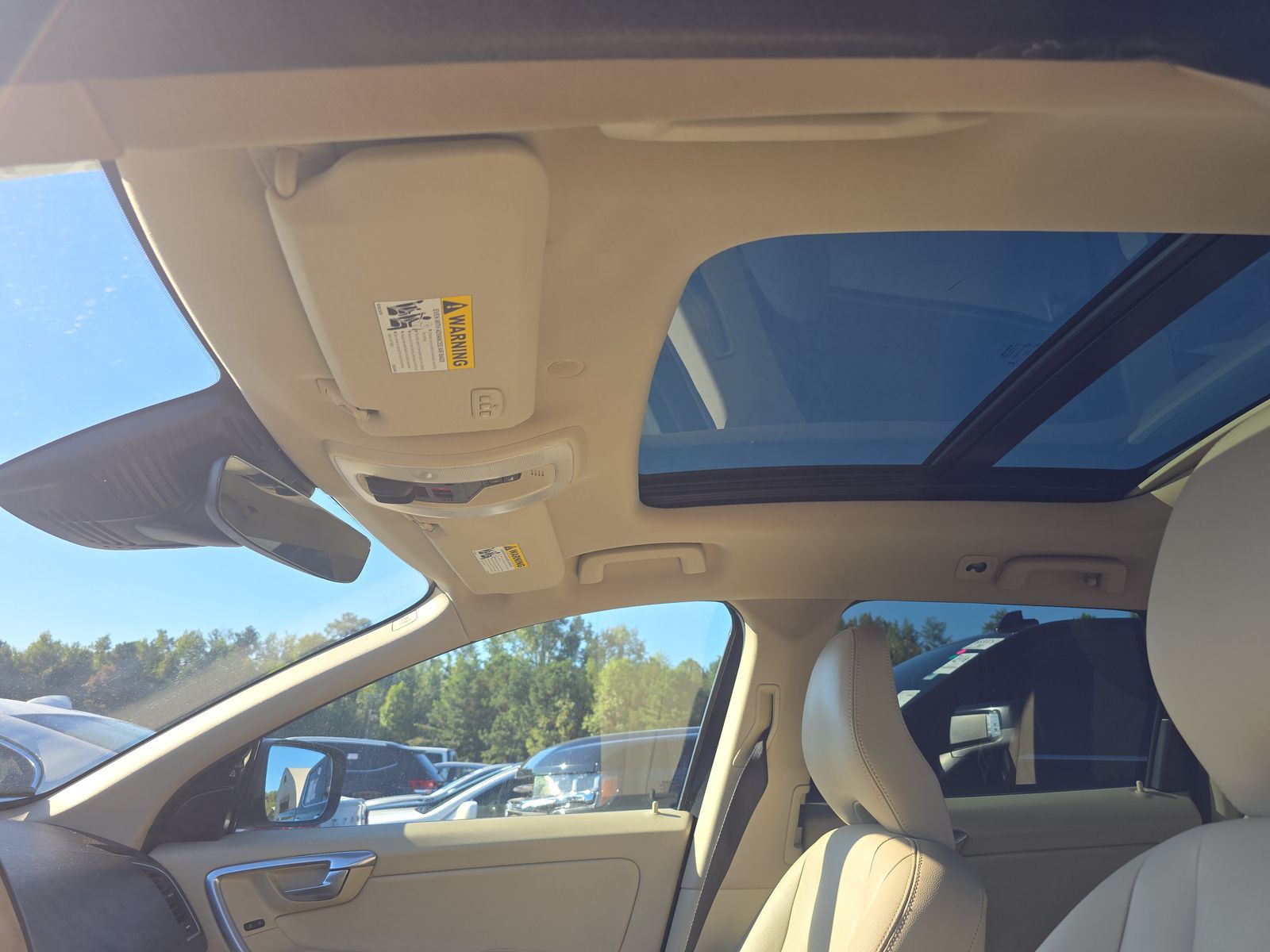 2016 Volvo XC60 T5 Platinum FWD